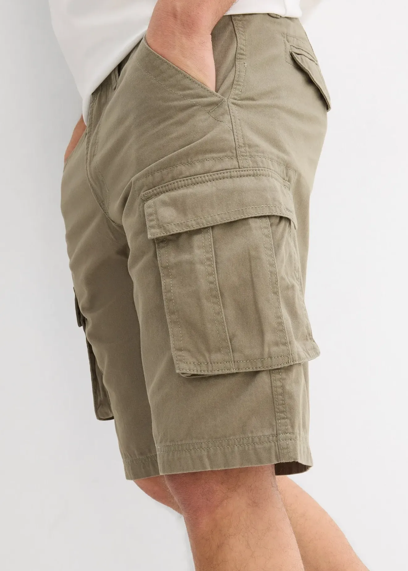 Homme bonprix Shorts|Pantalons|Bermuda cargo 100% coton, loose