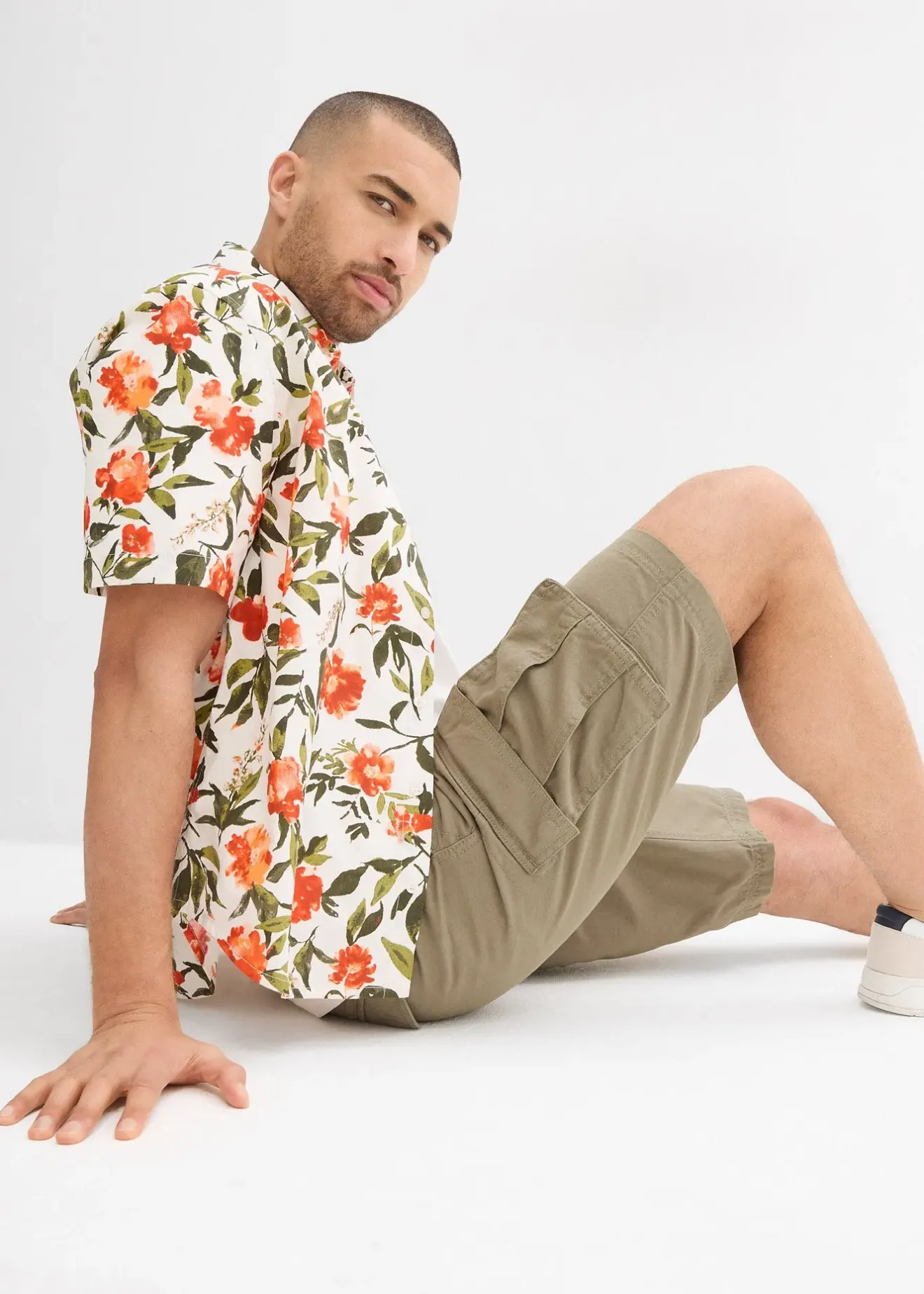 Homme bonprix Shorts|Pantalons|Bermuda cargo 100% coton, loose