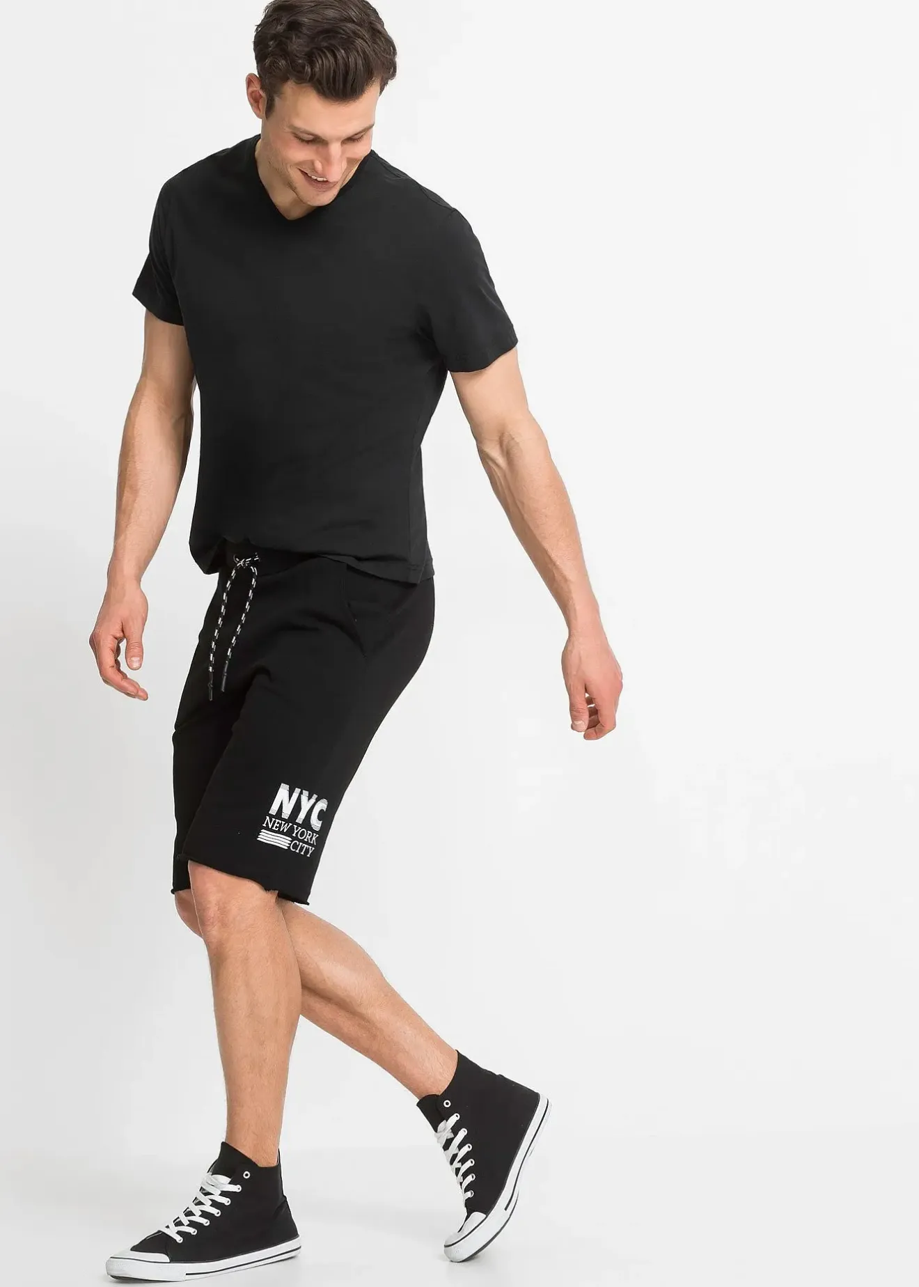Homme bonprix Shorts|Vêtements De Sport|Bermuda en molleton avec bordures à cru