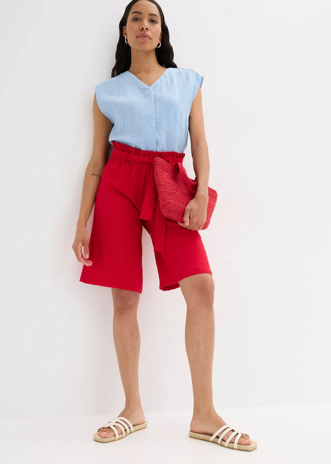 Femme bonprix Shorts|Pantalons|Bermuda fluide en viscose mélangée, taille élastiquée