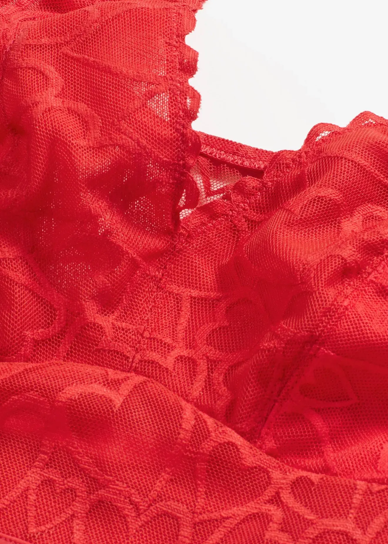 Femme bonprix Bodies|Lingerie Sculptante|Body sculptant avec dentelle cœurs, maintien modéré