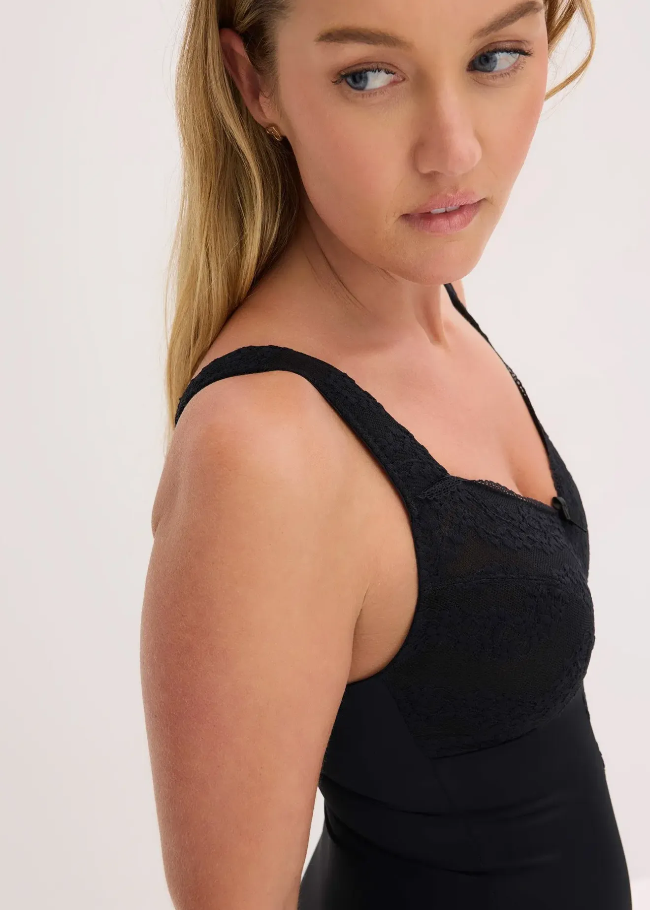 Femme bonprix Bodies|Lingerie Sculptante|Body sculptant sans armatures, maintien modéré