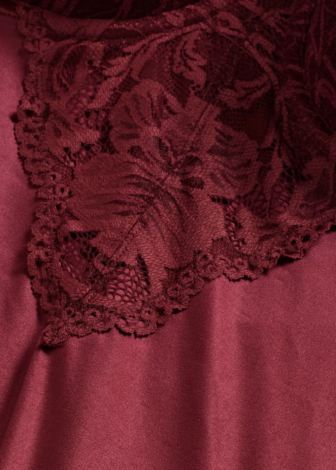 bonprix Body-string à bretelles rembourrées|Femme Grands Bonnets D-H|Dessous