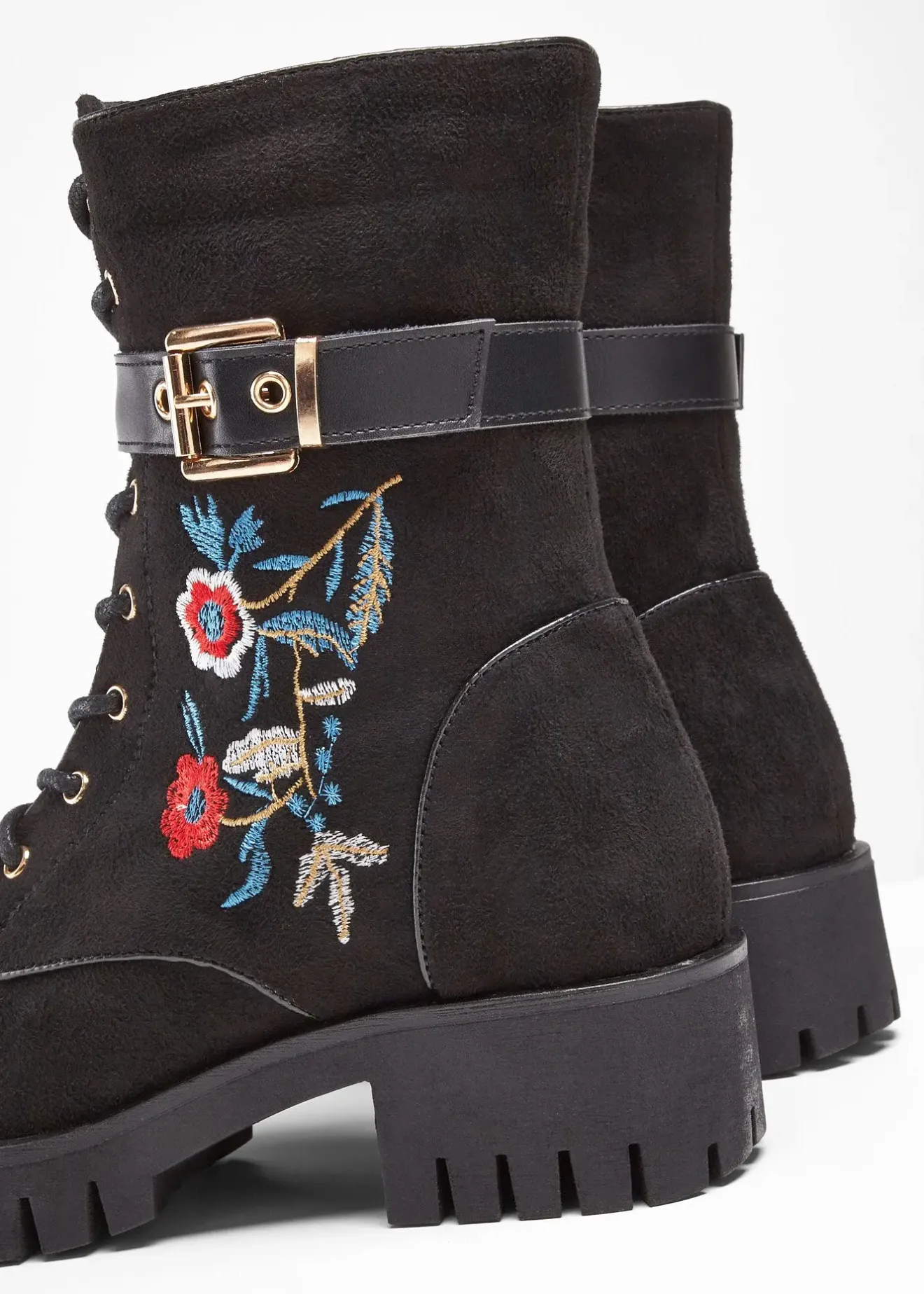 bonprix Boots lacées avec broderies|Femme Boots