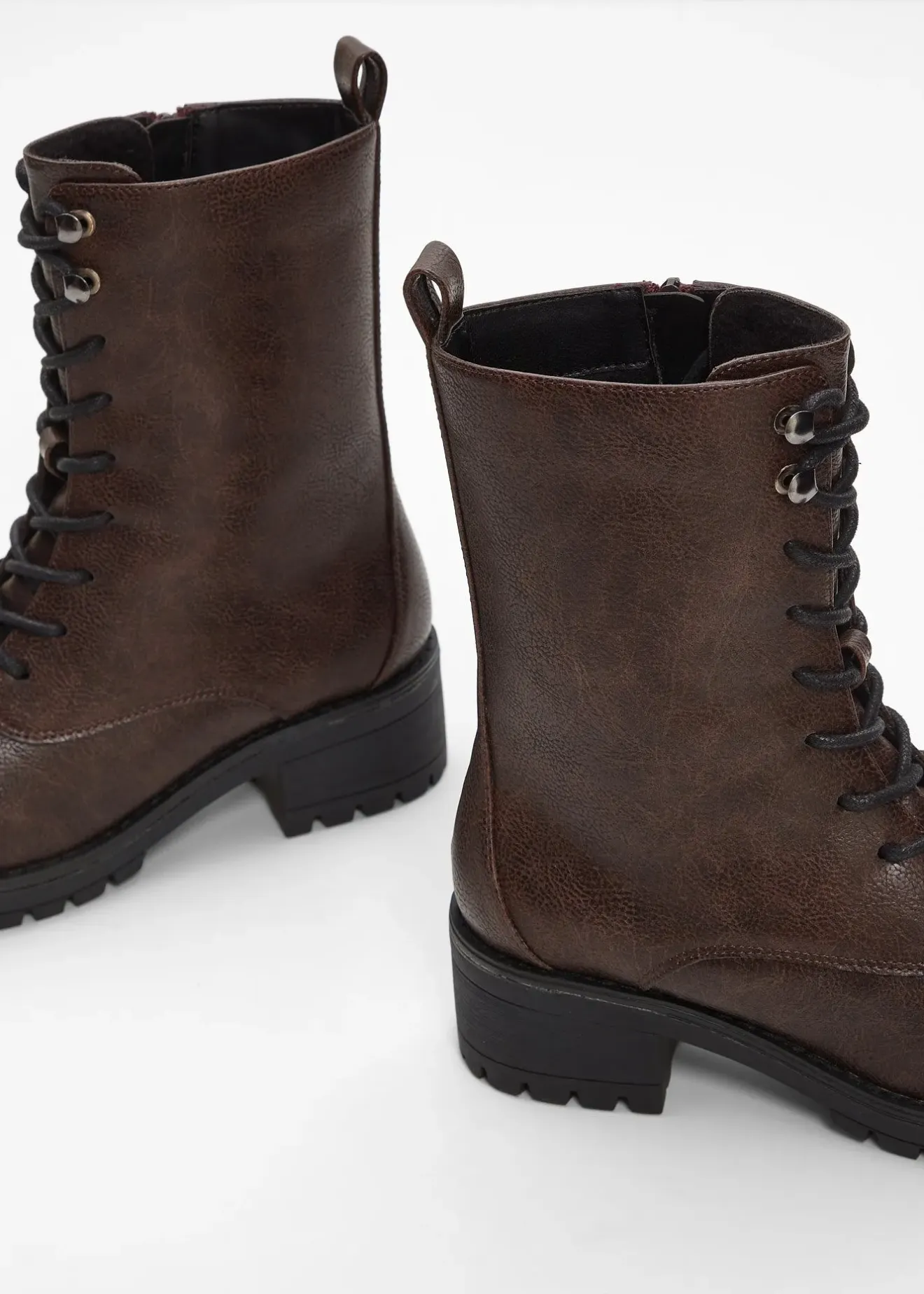 bonprix Boots lacées et doublées|Femme Chaussures D'Hiver Fourrées|Boots