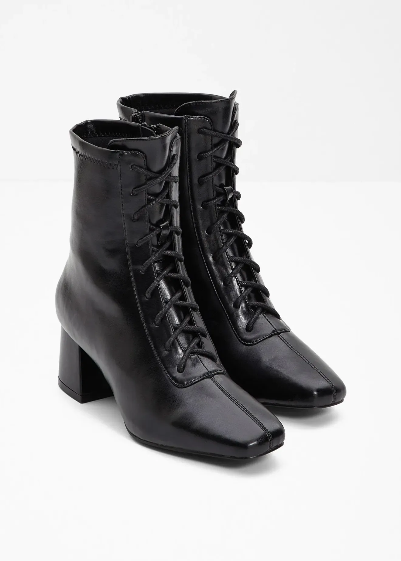 bonprix Bottines à lacets et talon bloc|Femme Bottines