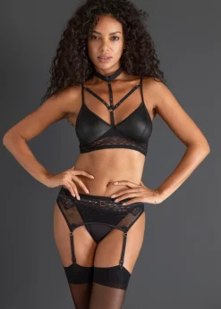 Femme bonprix Lingerie Érotique|Brassière, string, porte-jarretelles wetlook (ens. 3 pces)