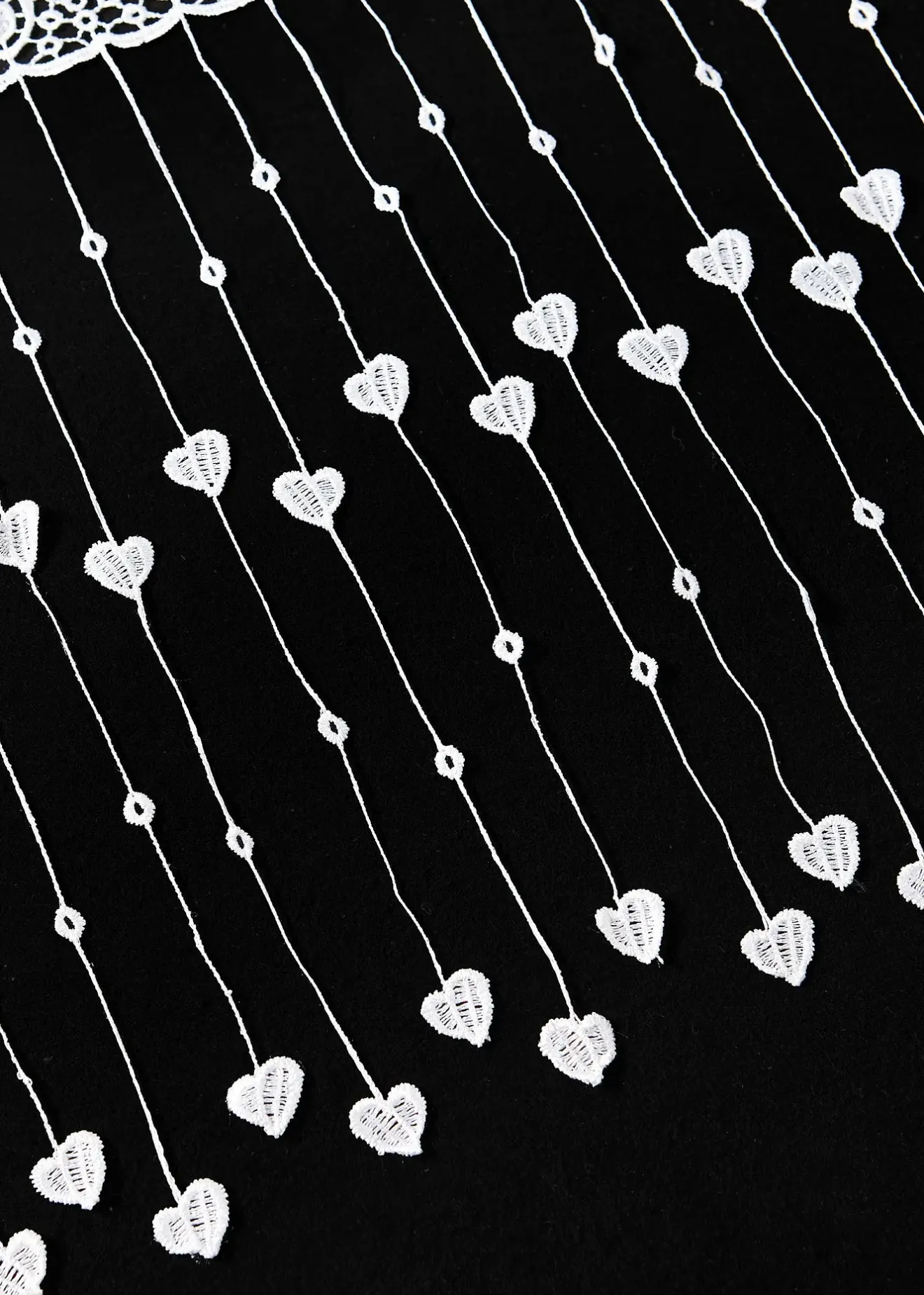 bonprix Brise-bise à fils avec cœurs| Vitrages/Brise-Bise