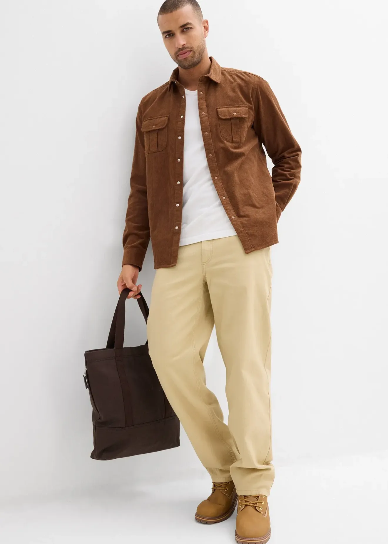 bonprix Chemise en velours côtelé de coton extensible|Homme Chemises