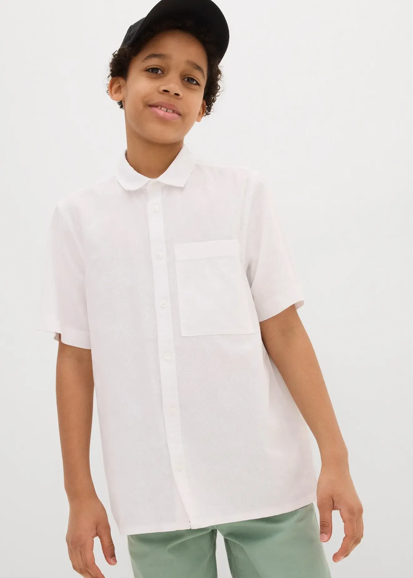 bonprix Chemise manches courtes en lin mélangé léger|Enfant Garçons 9-16 Ans·Costumes & Chemises