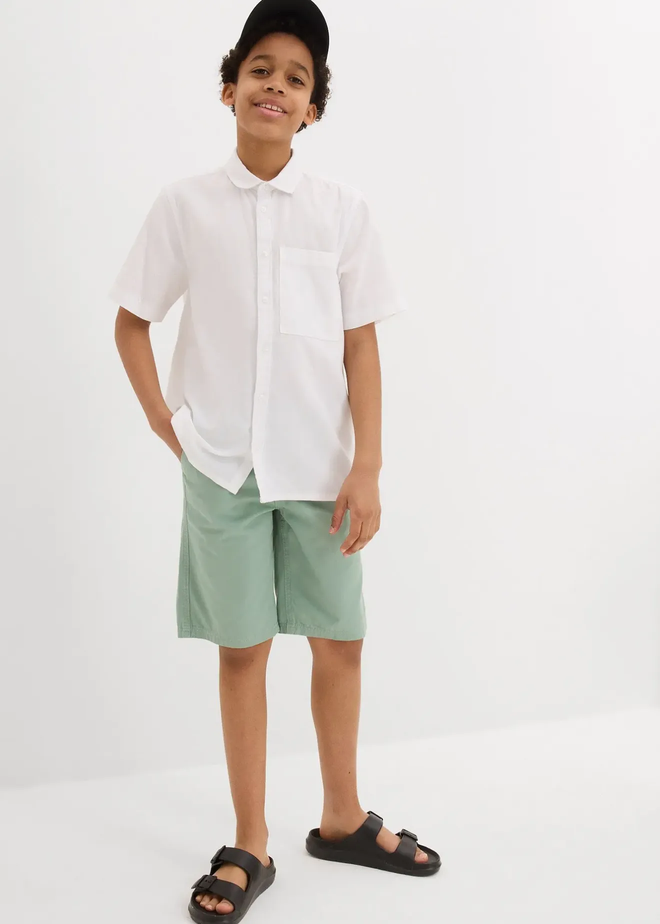 bonprix Chemise manches courtes en lin mélangé léger|Enfant Garçons 9-16 Ans·Costumes & Chemises