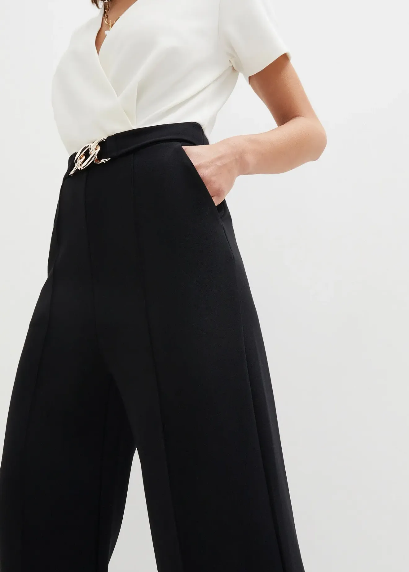 bonprix Combinaison avec boucle décorative|Femme Combinaisons