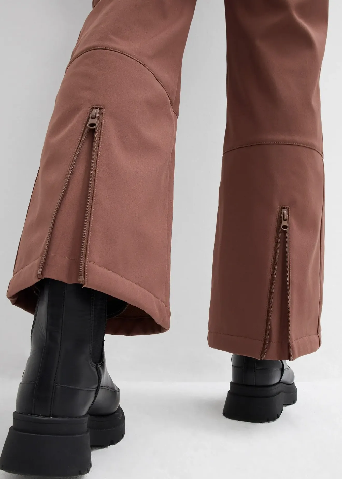 bonprix Combinaison de ski rembourrée en softshell déperlant|Femme Vêtements De Plein Air|Vêtements De Sport