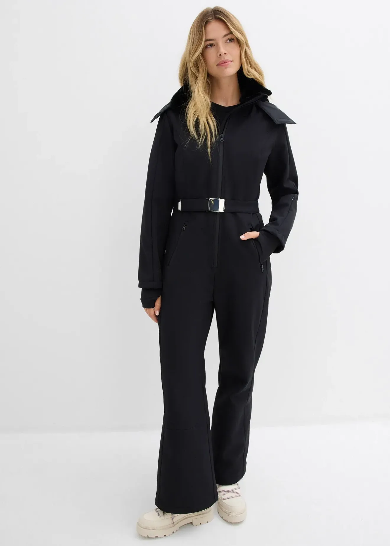 Femme bonprix Vêtements De Plein Air|Vêtements De Sport|Combinaison de ski rembourrée en softshell déperlant