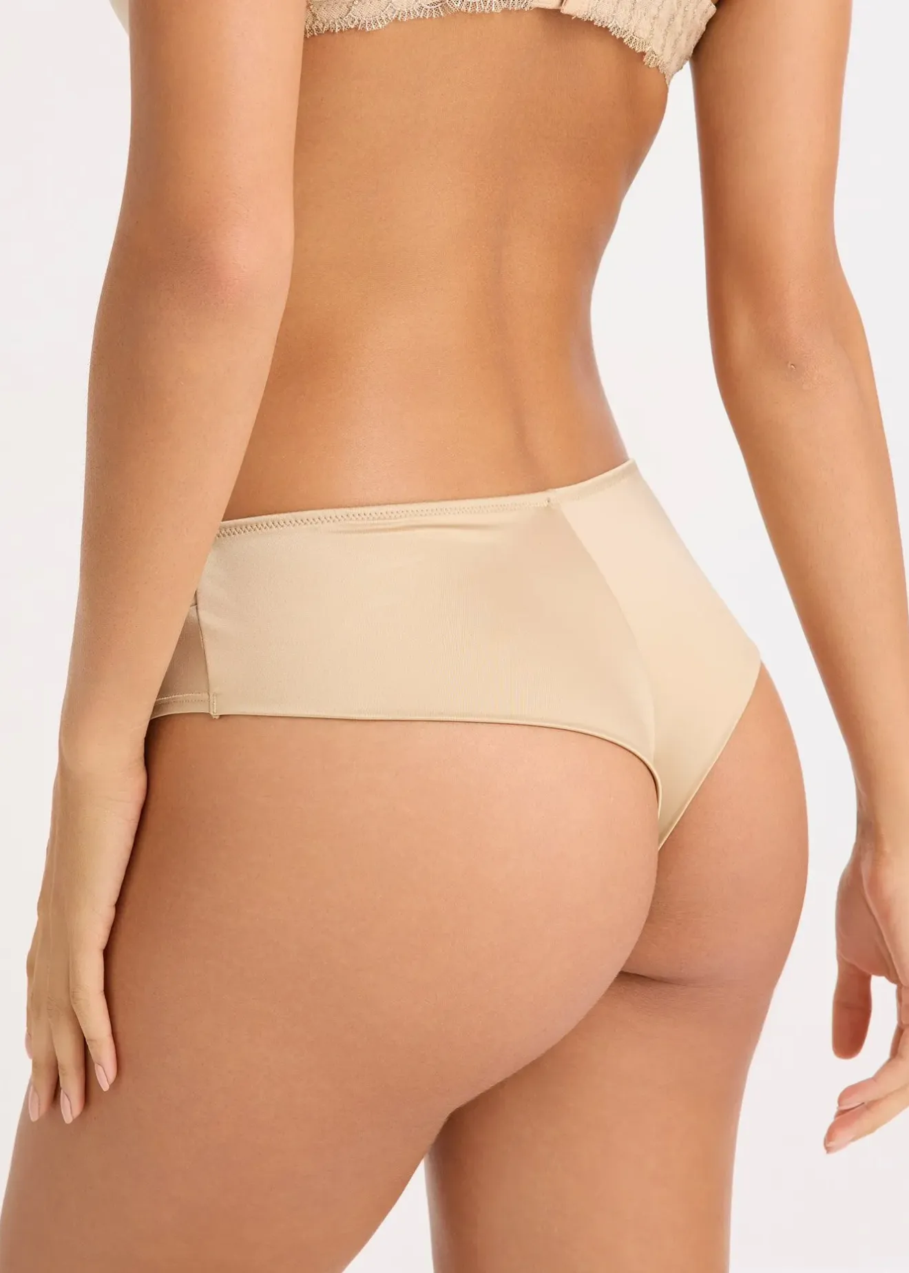 bonprix Culotte string avec arrière sans coutures|Femme Sans Couture|Dessous