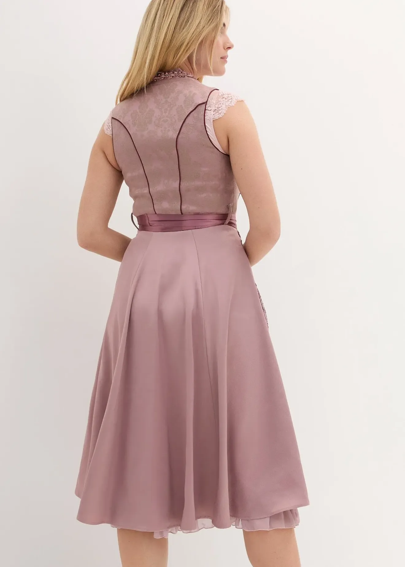 bonprix Dirndl avec tablier à sequins|Femme Robes