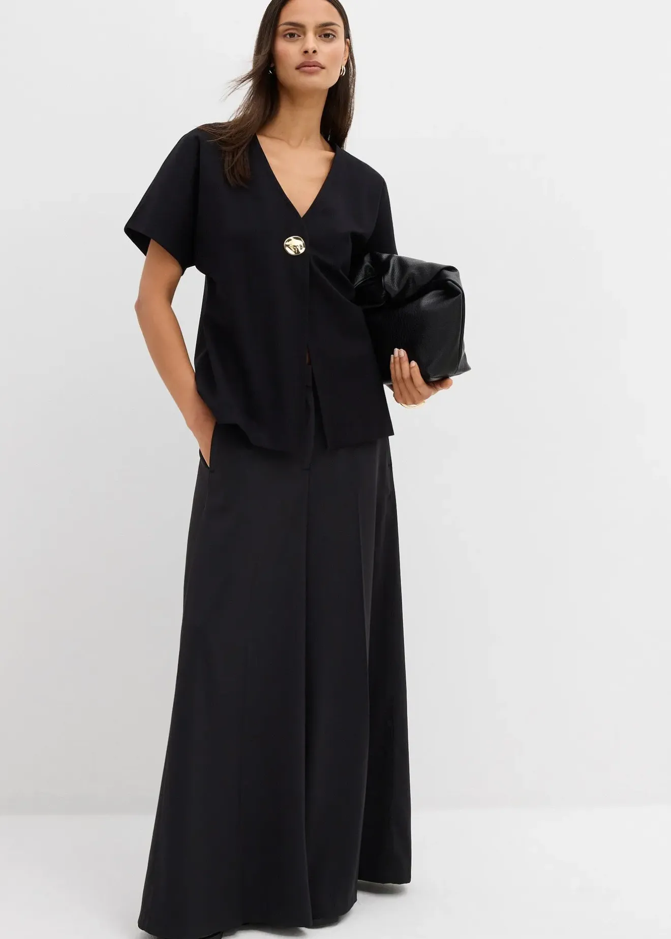 bonprix Gilet confortable en Punto di Roma avec bouton décoratif|Femme Sweats|Vestes & Manteaux