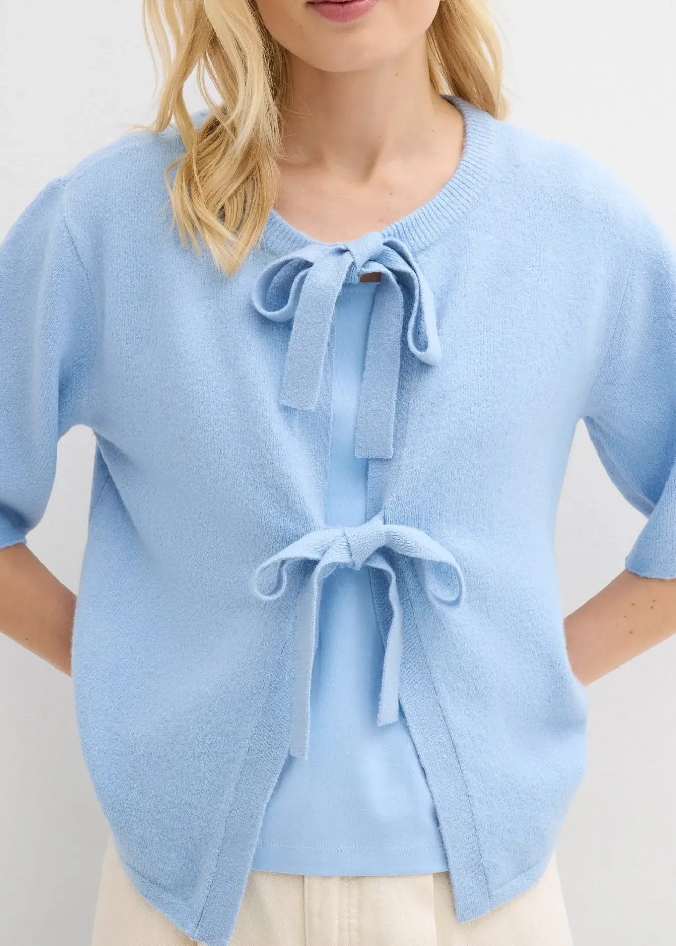 bonprix Gilet en fine maille à nouettes|Femme Maille|Pulls & Gilets