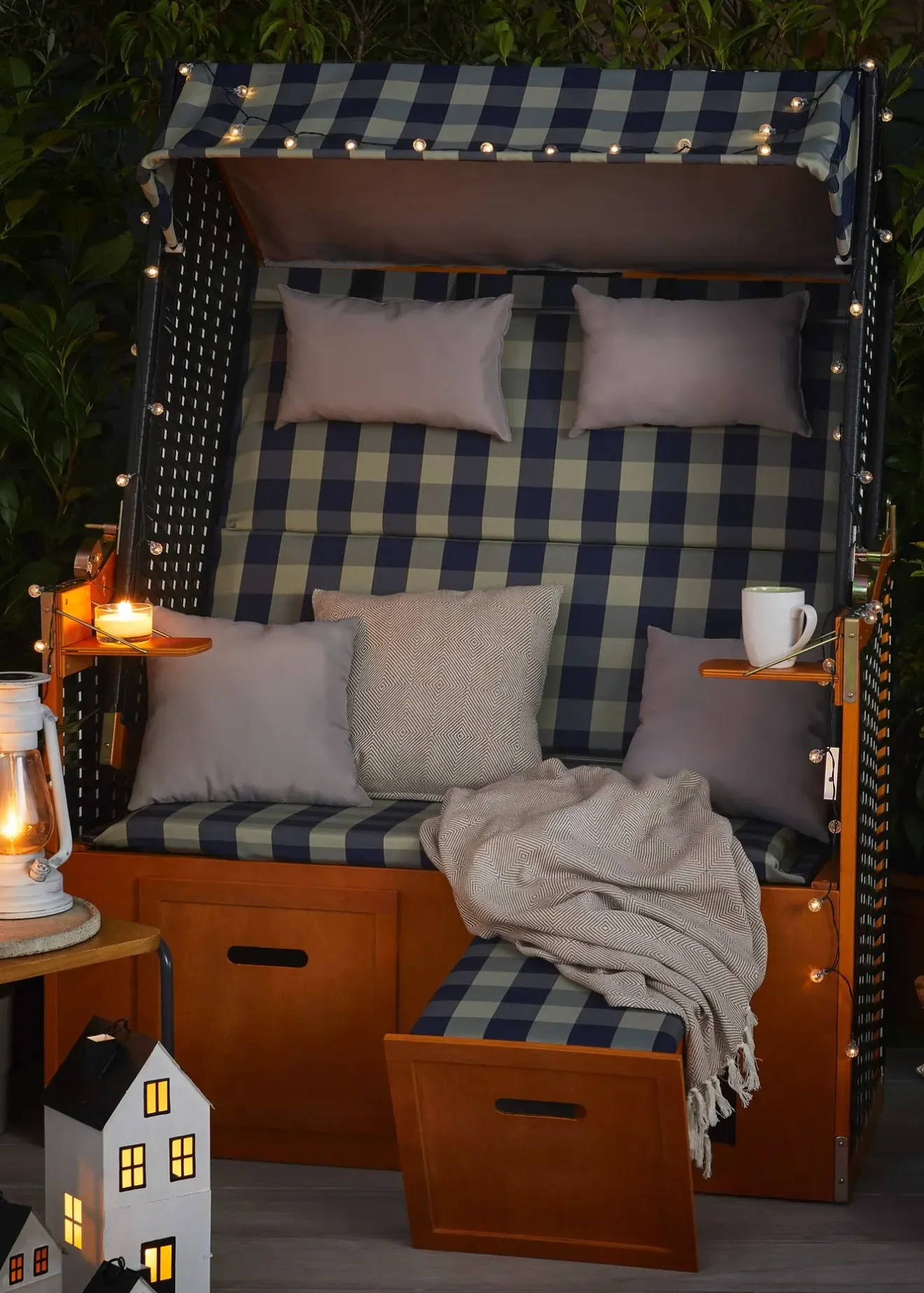 bonprix Guirlande lumineuse solaire avec 50 petites sphères LED| Jardin & Balcon·Déco De Jardin & Éclairage|Déco De Jardin & Éclairage