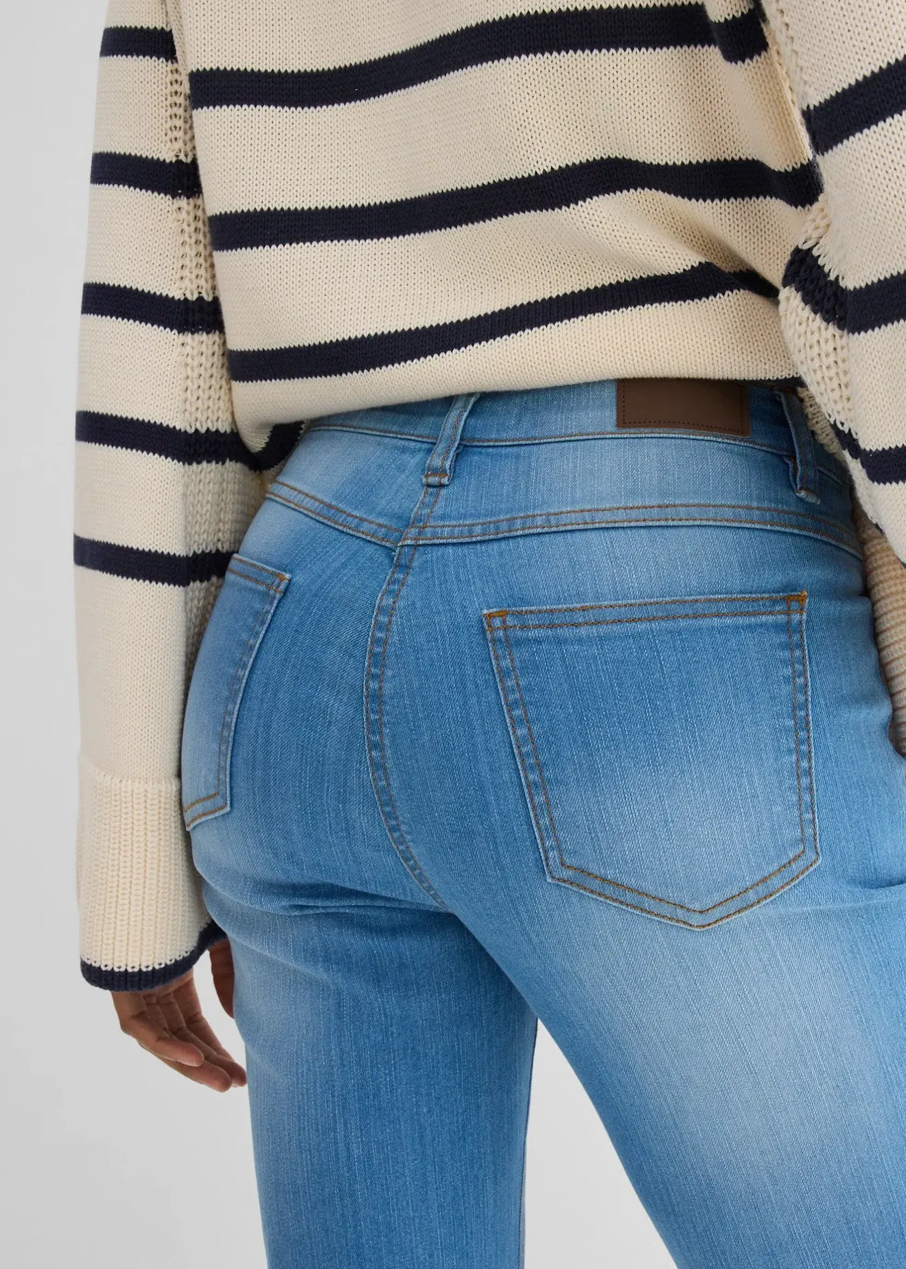 bonprix Jean bootcut taille mi-haute, extensible|Femme Jeans|Tailles Petite