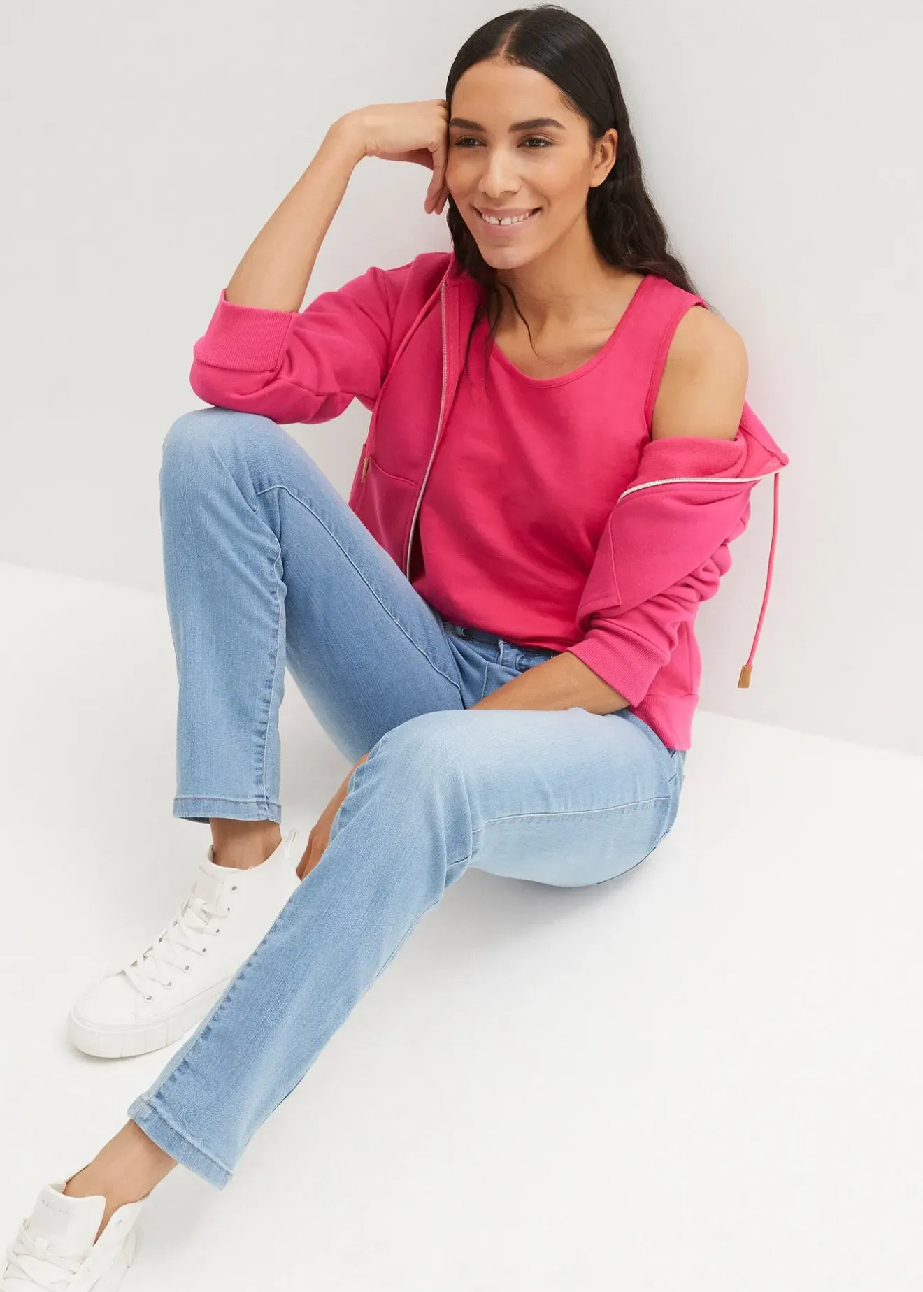 bonprix Jean droit taille mi-haute, extensible|Femme Jeans