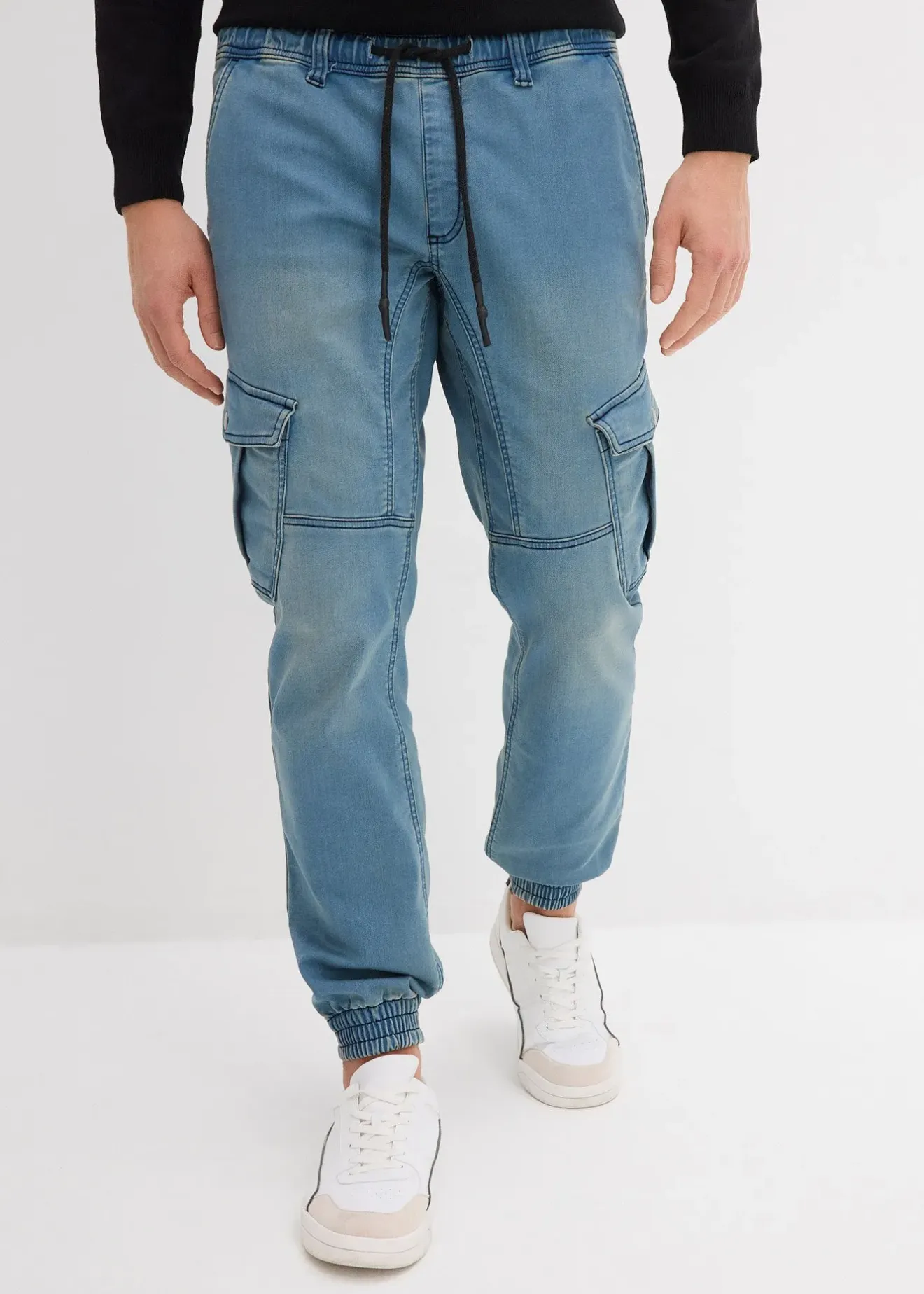 bonprix Jean jogger droit avec poches cargo, regular|Homme Sweats|Jeans