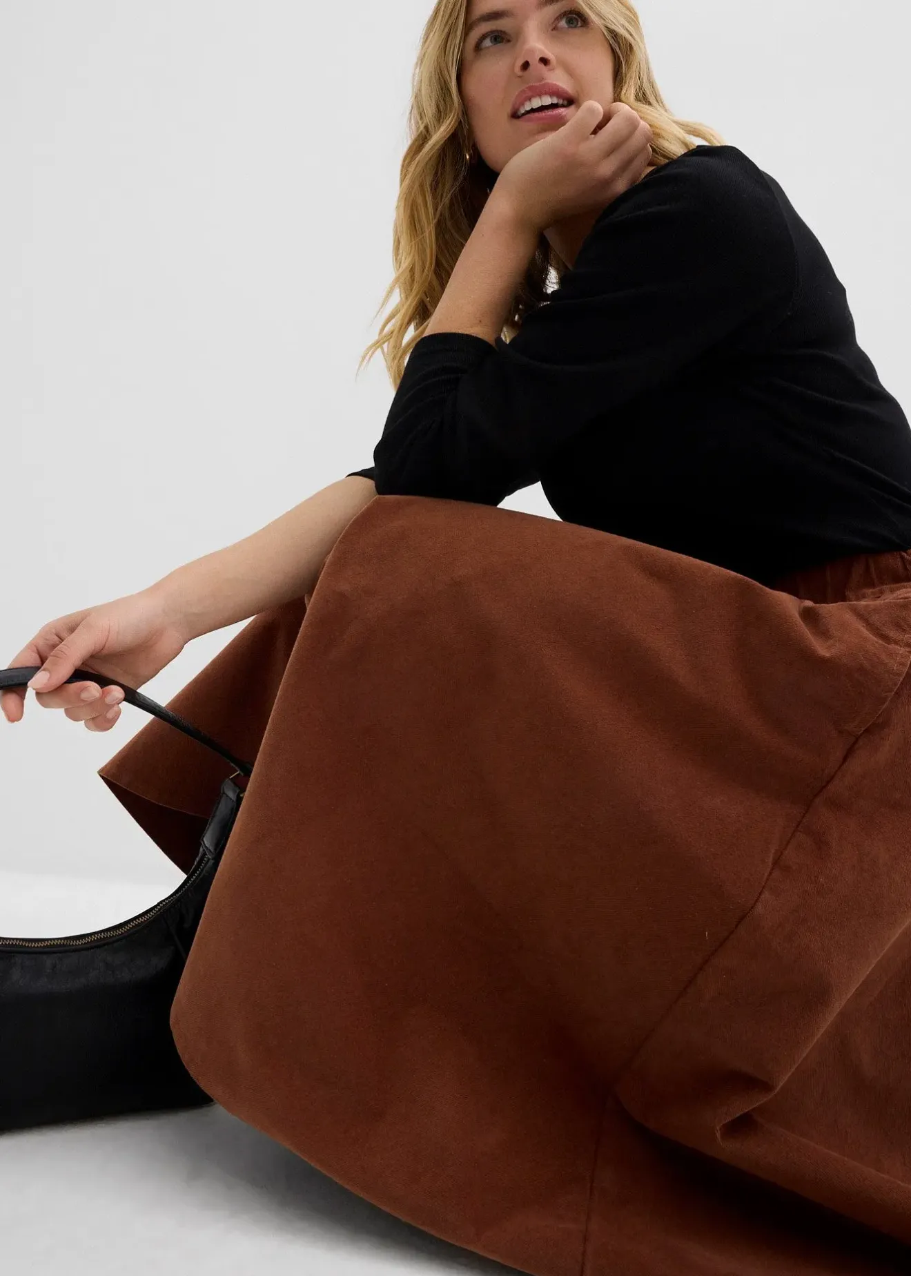 bonprix Jupe en velours côtelé, coton extensible|Femme Jupes