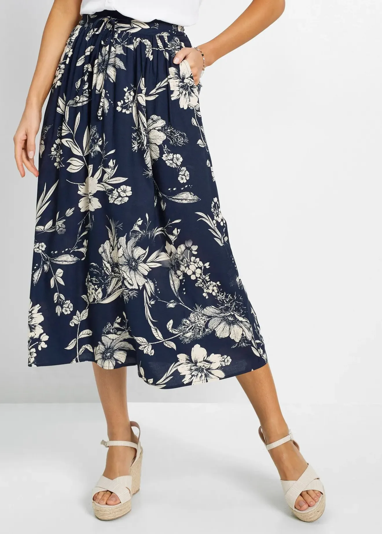 bonprix Jupe longue en viscose avec taille élastique et lien à nouer|Femme Jupes