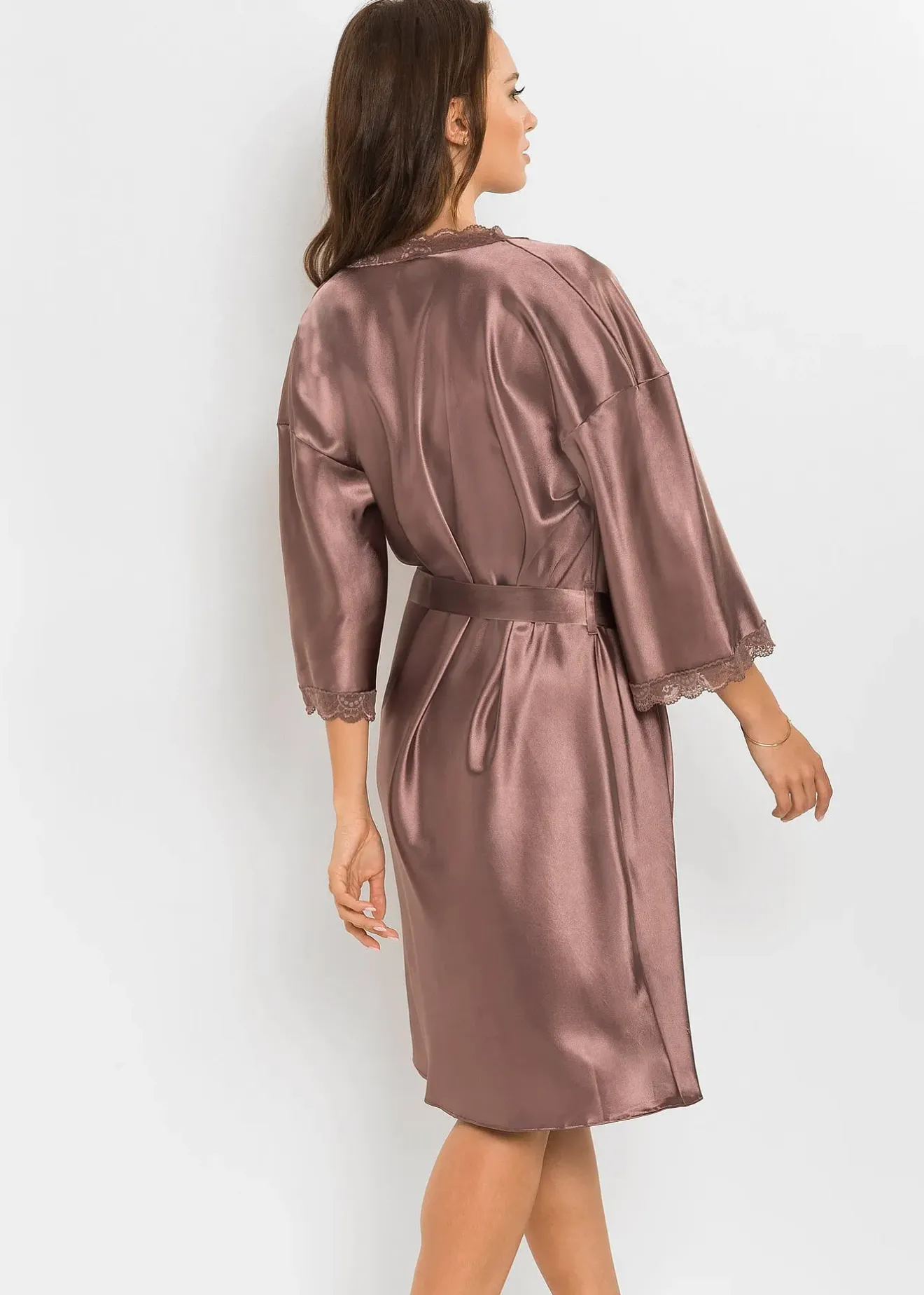 bonprix Kimono en satin|Femme Peignoirs|Dessous