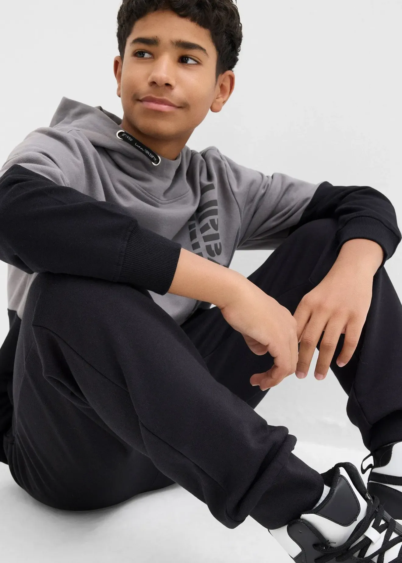 bonprix Lot de 2 pantalons de jogging doux en coton mélangé|Enfant Vêtements Enfant|Garçons 9-16 Ans·Lots De 2 Articles Et Plus