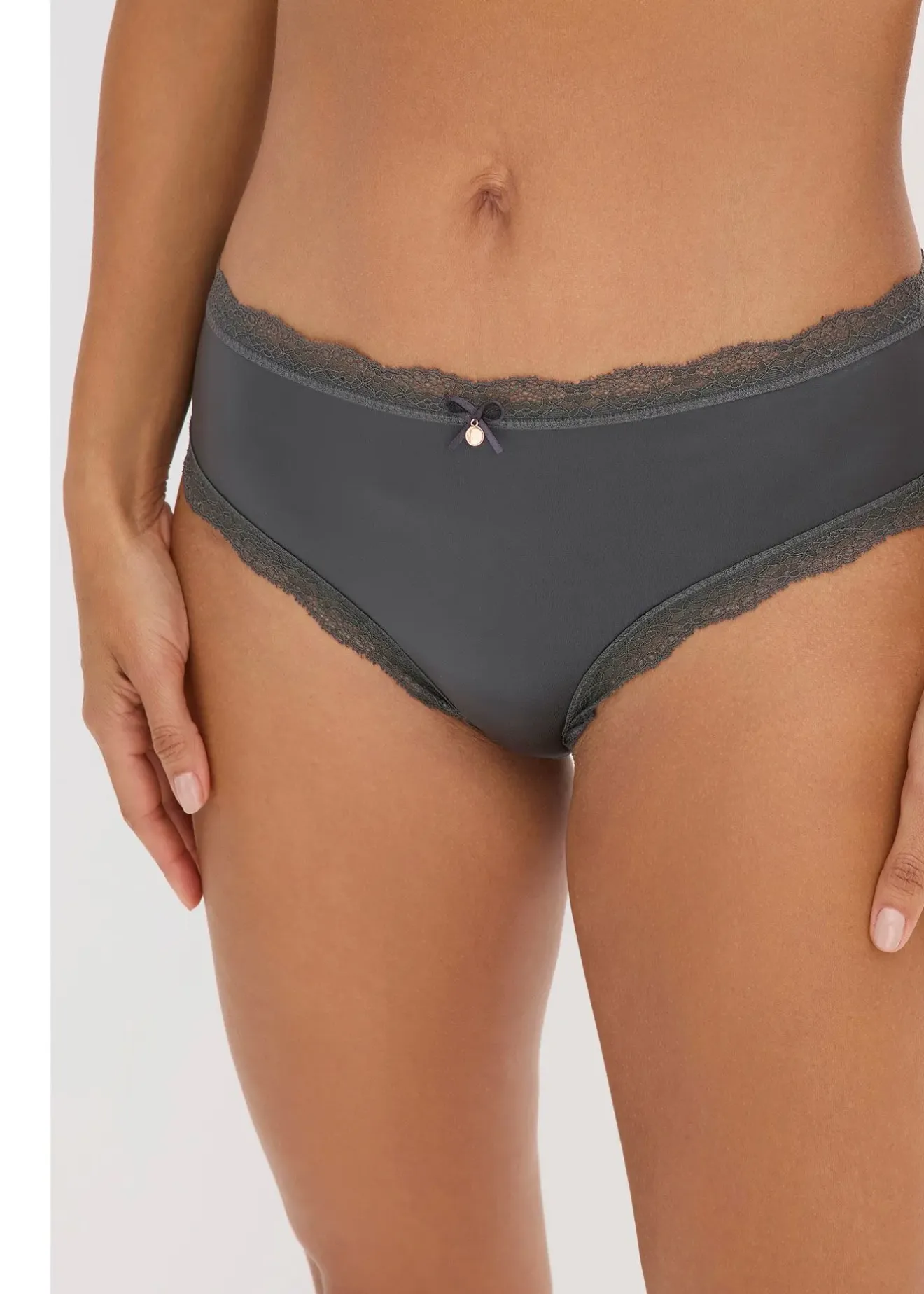 Femme bonprix Dessous|Bas|Lot de 3 slips brésiliens satinés