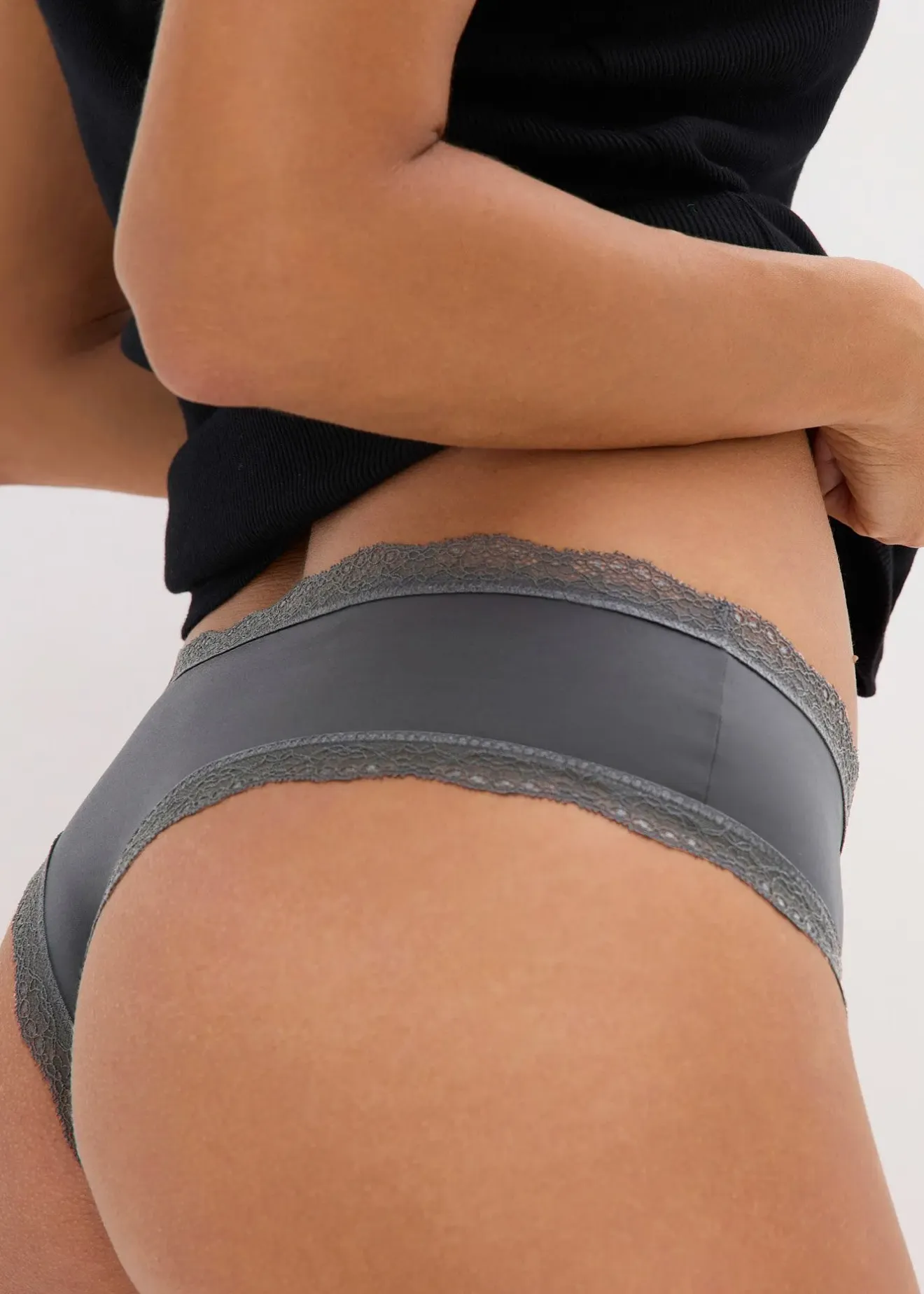 Femme bonprix Dessous|Bas|Lot de 3 slips brésiliens satinés