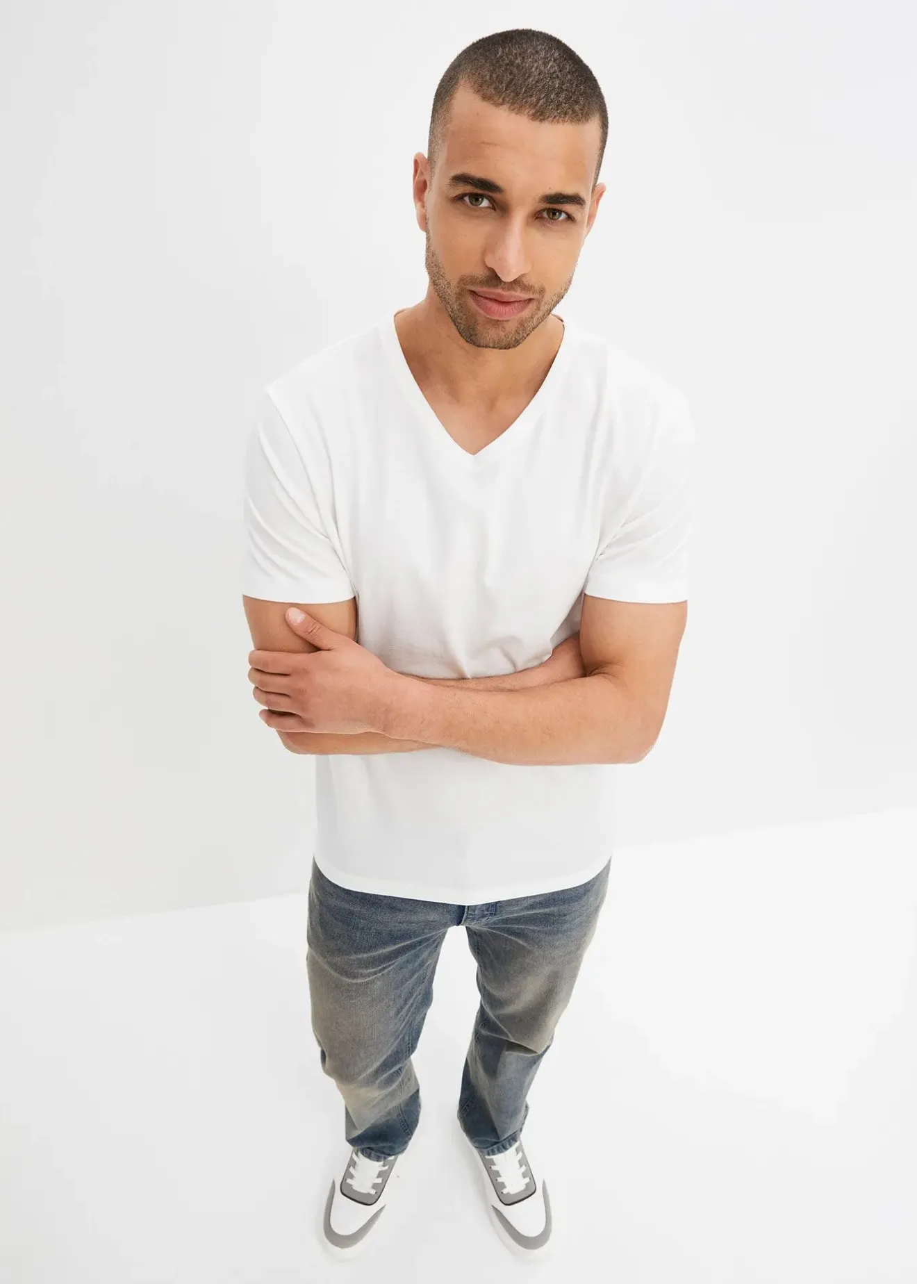 bonprix Lot de 3 T-shirts col V|Homme T-Shirts & Polos