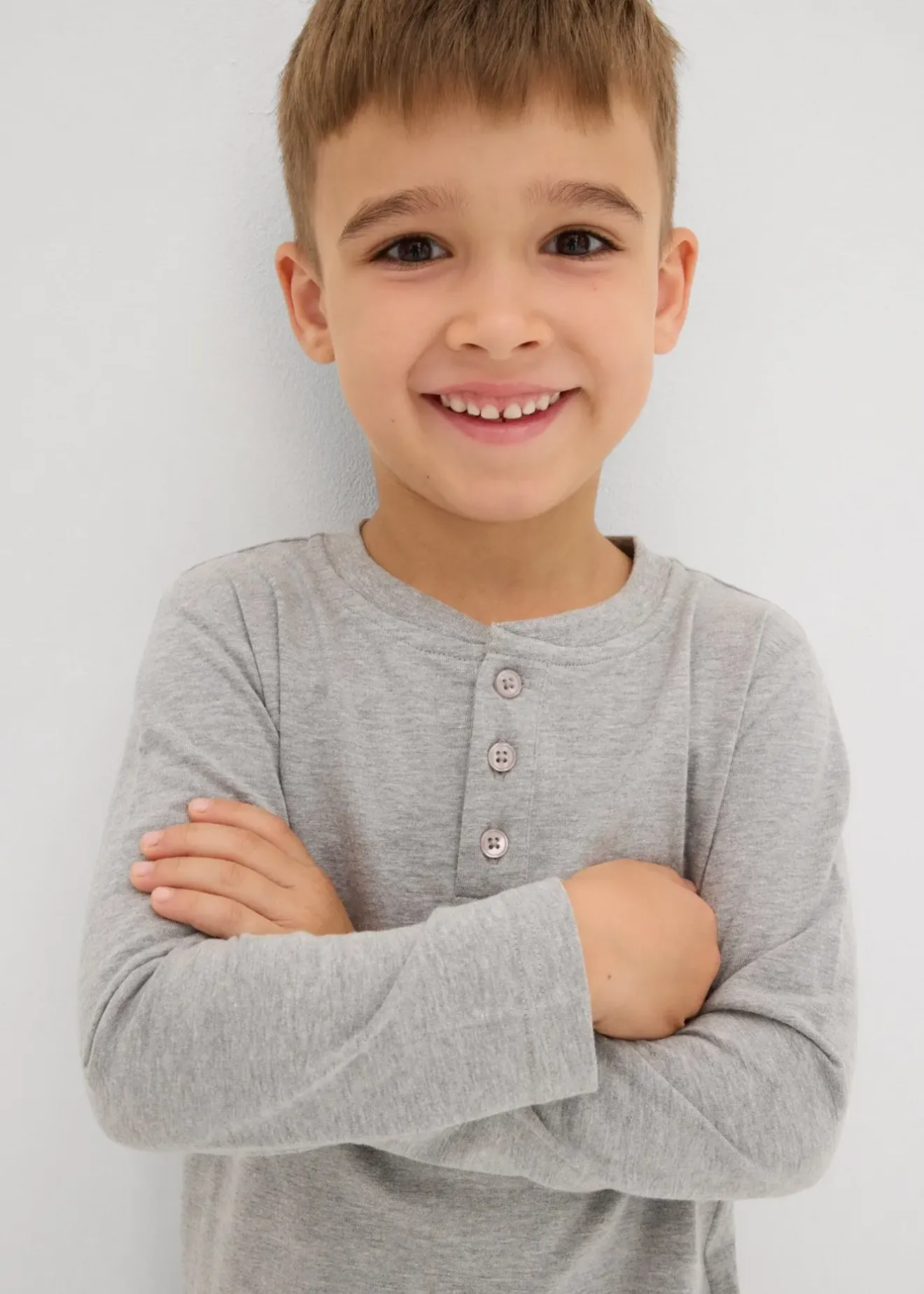 bonprix Lot de 2 T-shirts manches longues coton col tunisien|Enfant Vêtements Enfant|Garçons 2-8 Ans·Lots De 2 Articles Et Plus