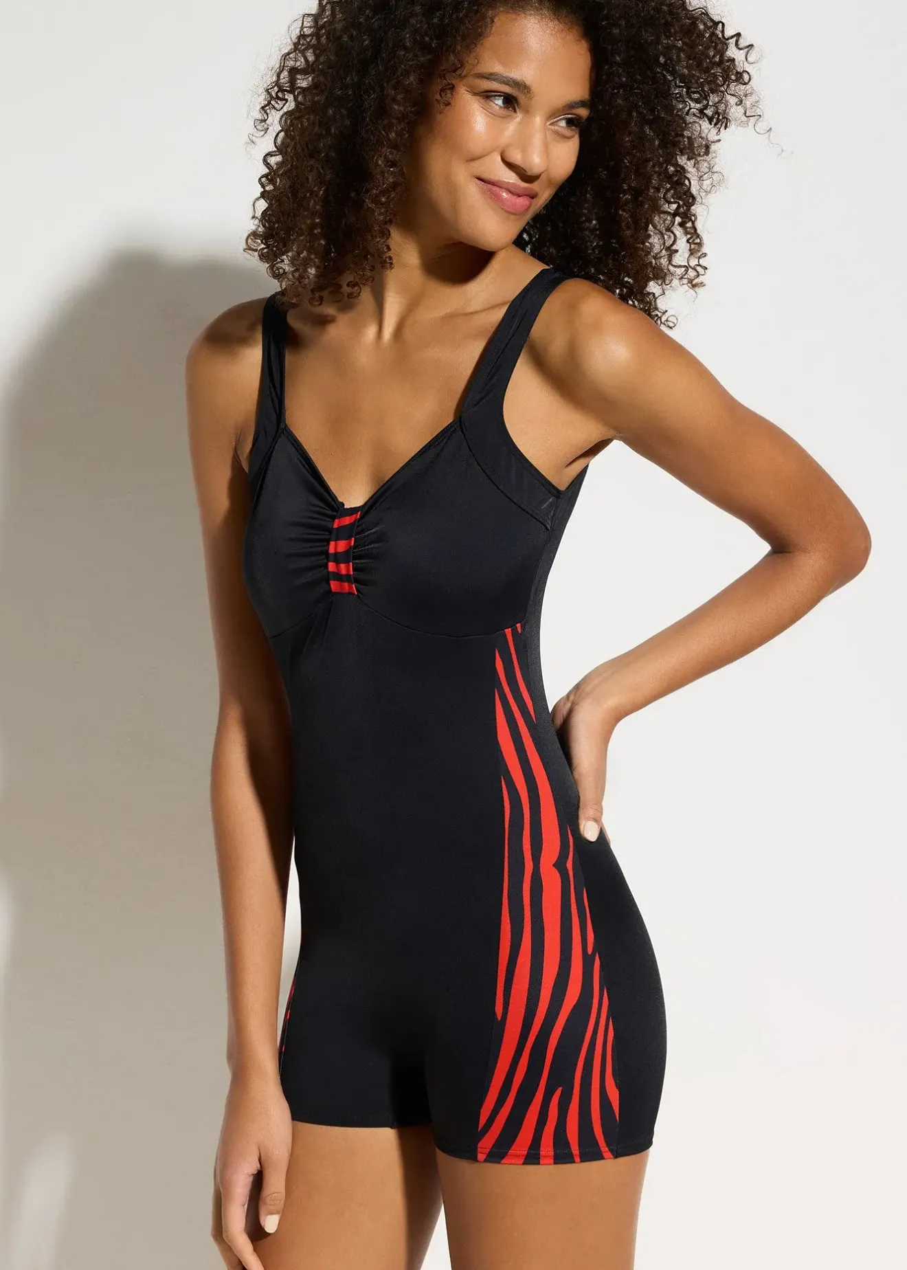 bonprix Maillot 1 pièce shorty de sport|Femme Maillots De Bain Couvrants|Maillots De Bain Sport