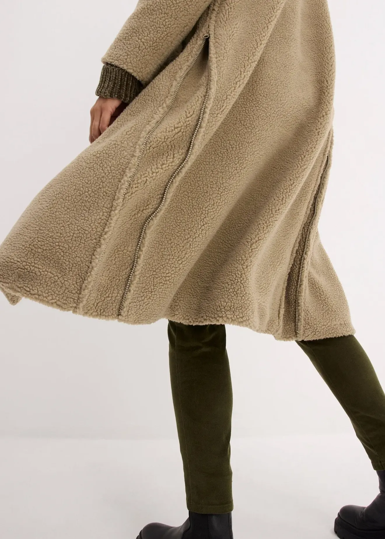 bonprix Manteau de grossesse en sherpa avec empiècement de portage|Femme Femme Enceinte