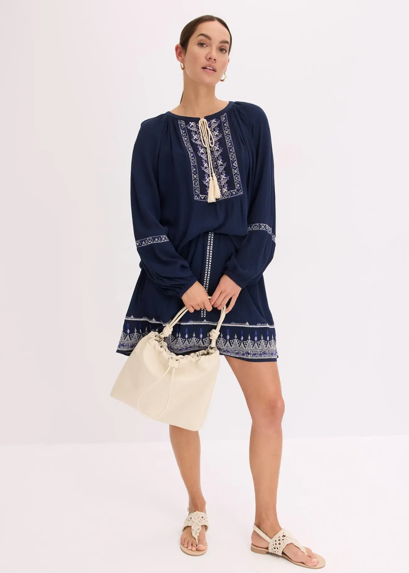 Femme bonprix Jupes|Mini-jupe avec broderie