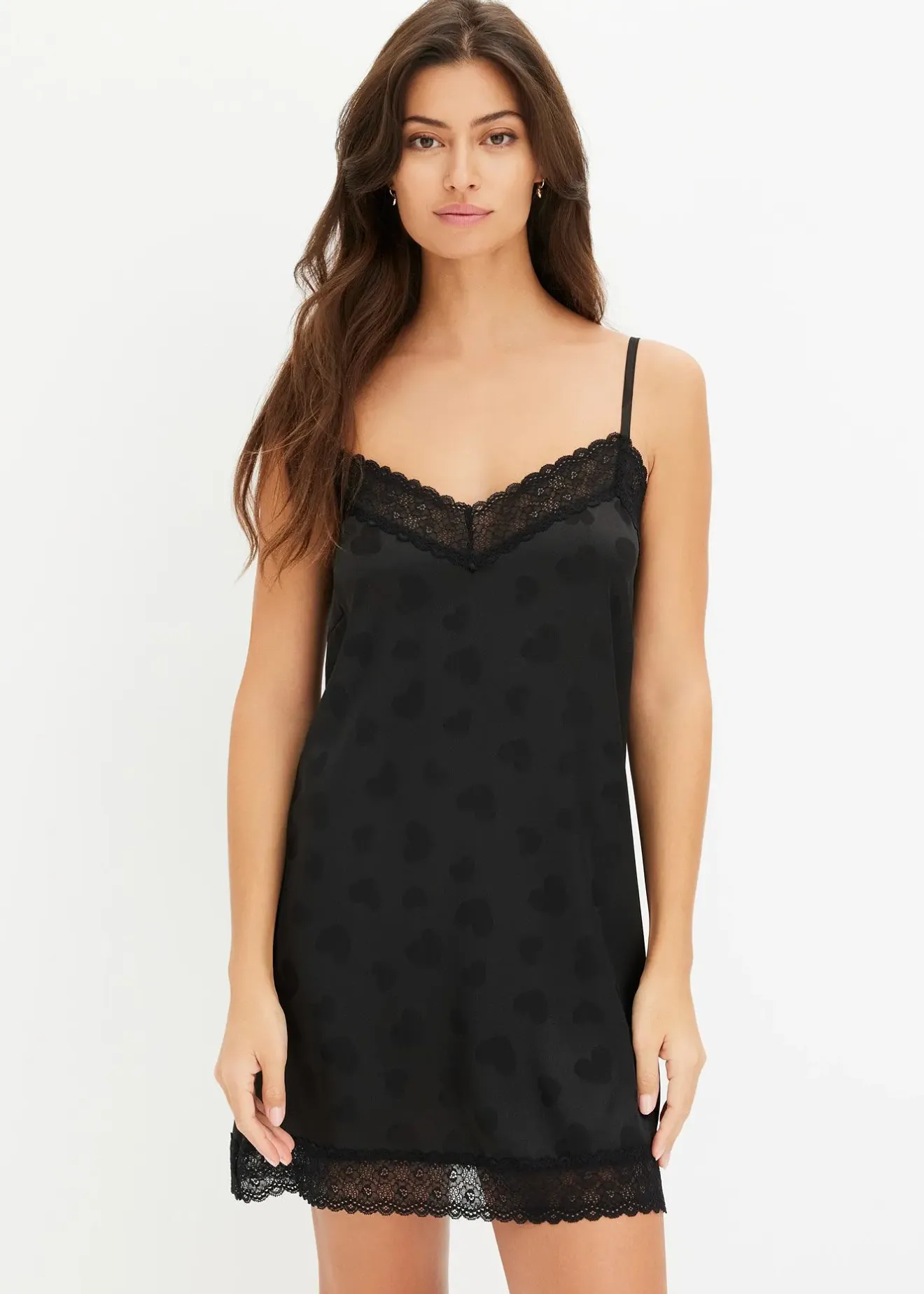 Femme bonprix Guêpières & Déshabillés|Dessous|Négligé en satin à motif cœur