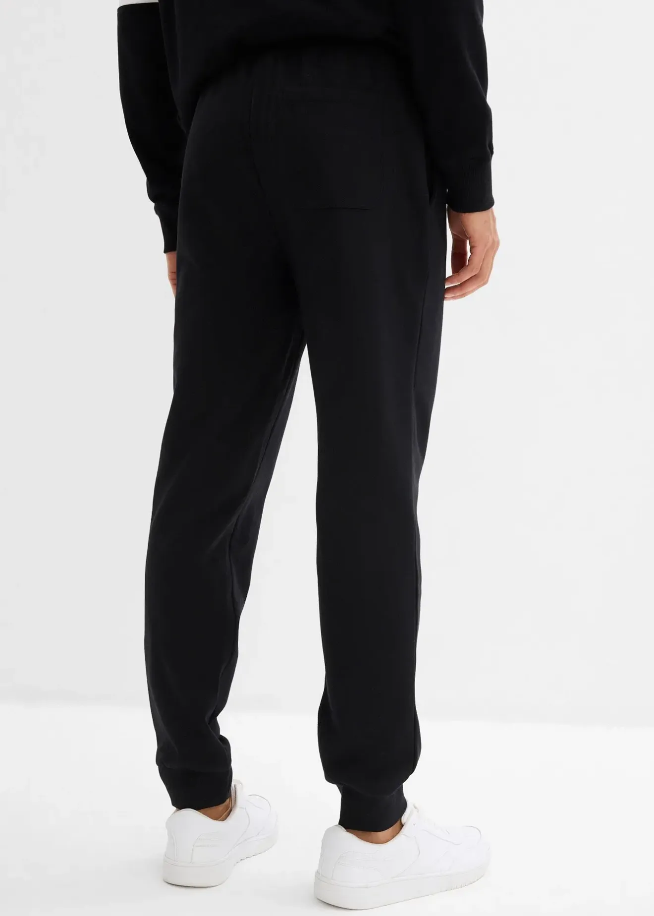 Homme bonprix Vêtements De Sport|Pantalons|Pantalon de jogging à bords-côtes en bas de jambe