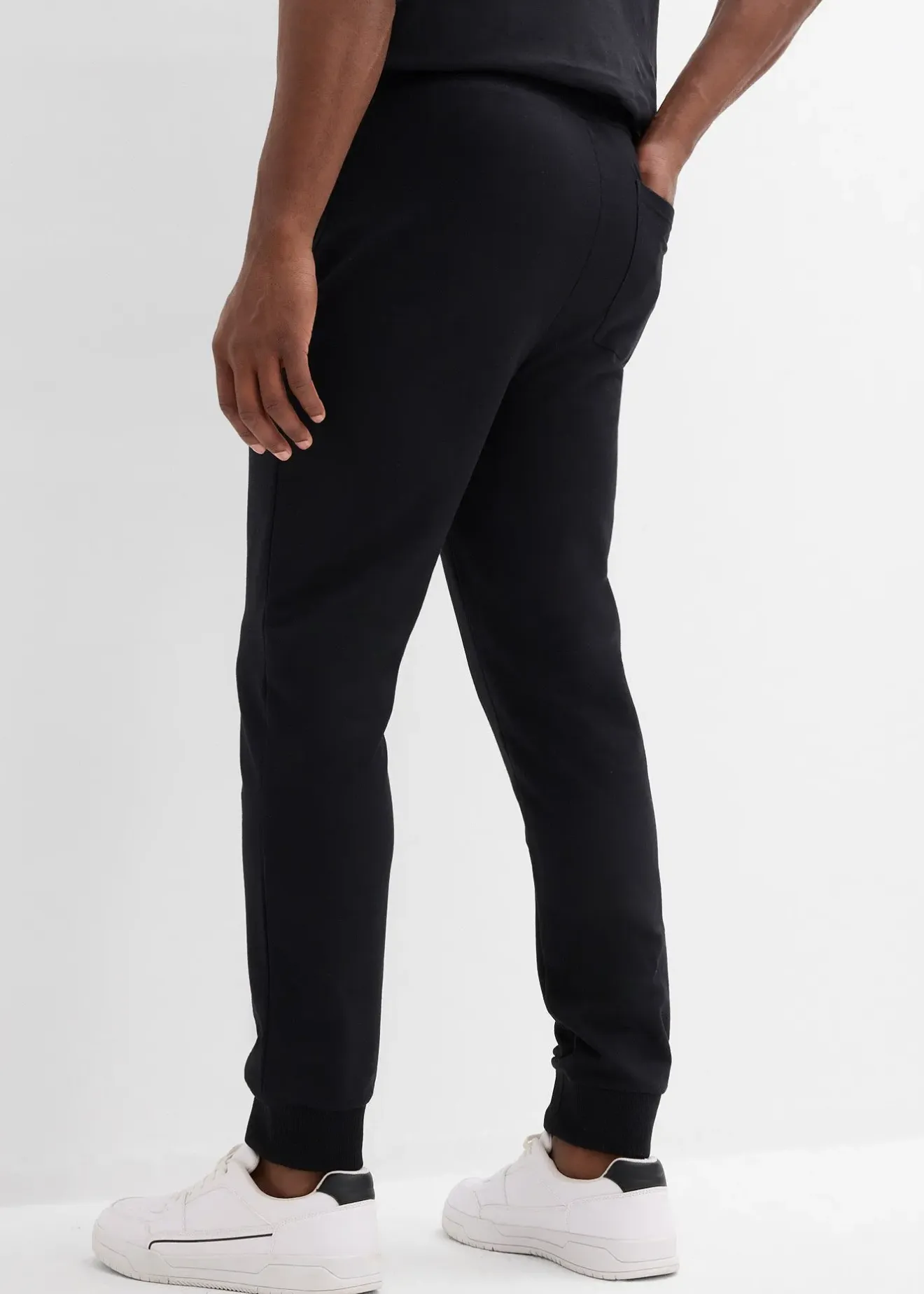 Homme bonprix Vêtements De Sport|Sweats|Pantalon de jogging à détails contrastants
