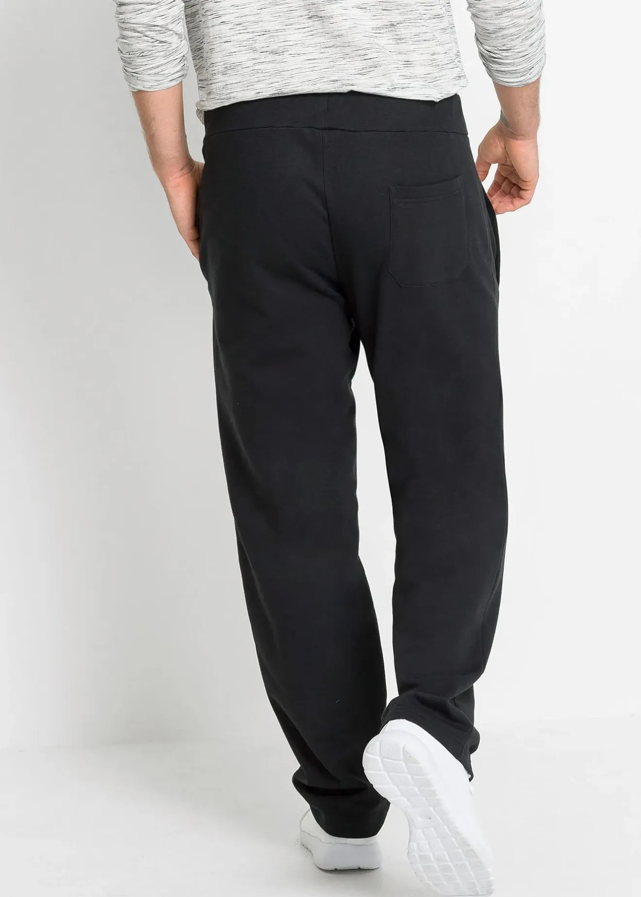 bonprix Pantalon de jogging avec détails sportifs, 100% coton|Homme Vêtements De Sport|Sweats