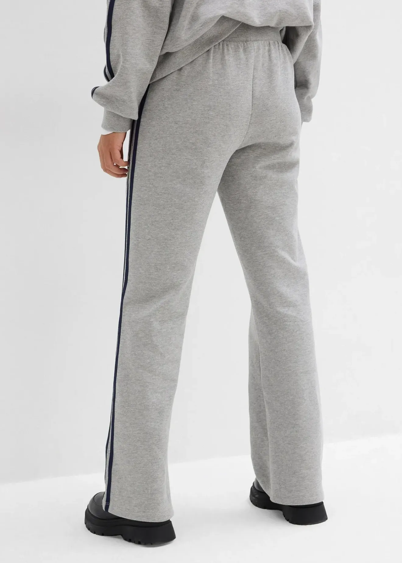 Femme bonprix Sweats|Pantalons|Pantalon de jogging doux en coton mélangé