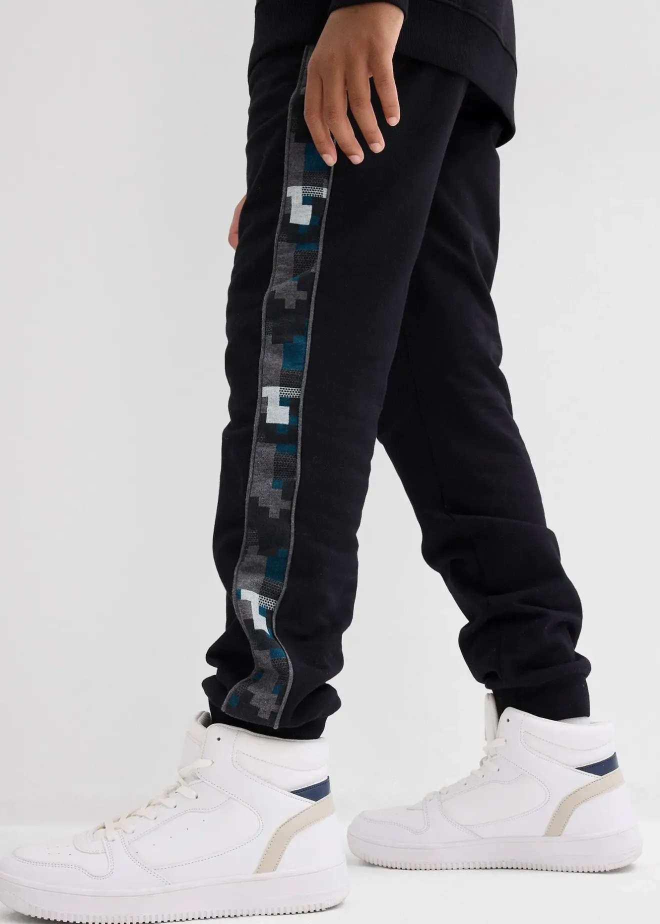 bonprix Pantalon de jogging en coton majoritaire|Enfant Vêtements Enfant|Garçons 9-16 Ans·Pantalons