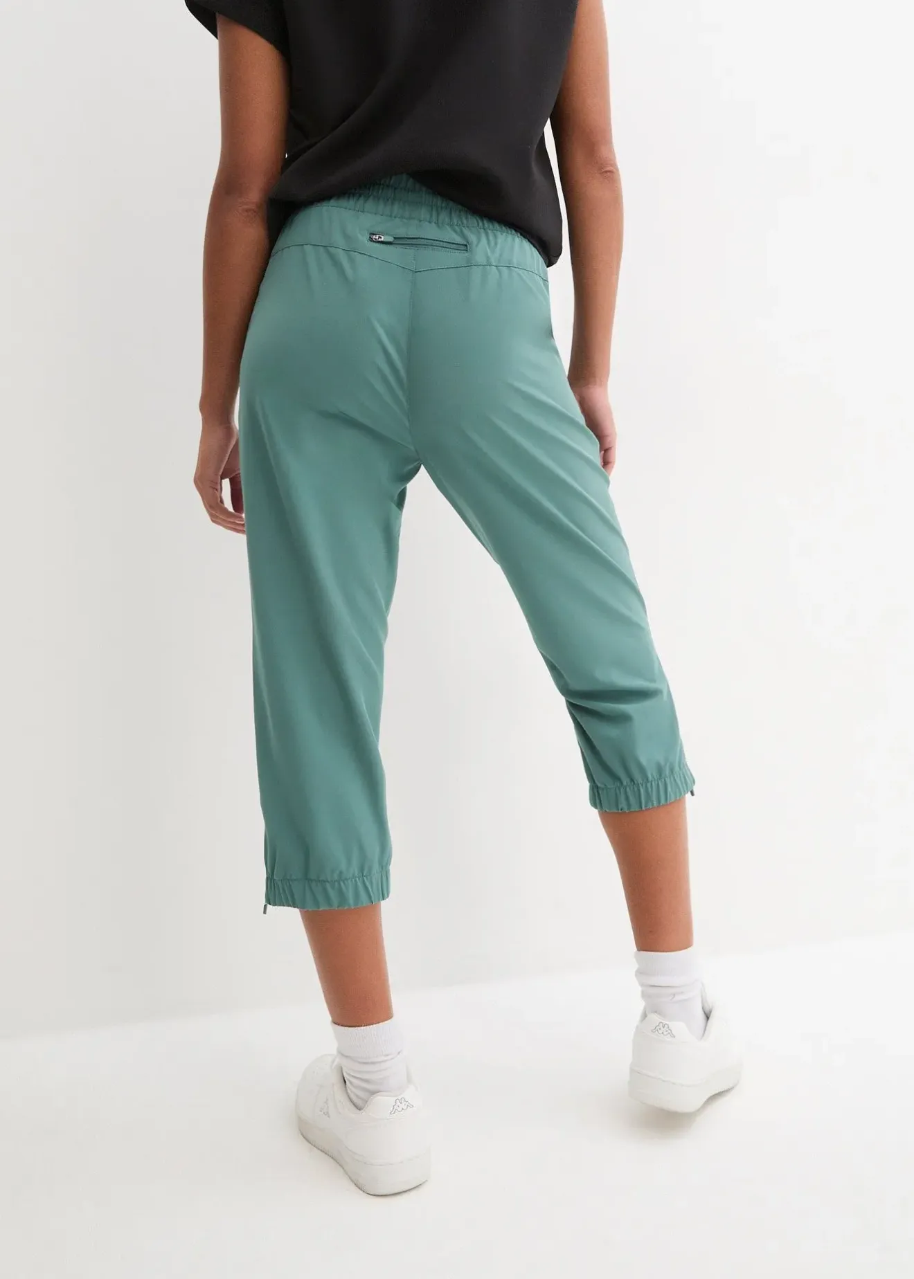 Femme bonprix Vêtements De Plein Air|Vêtements De Sport|Pantalon fonctionnelle, longueur corsaire, séchage rapide