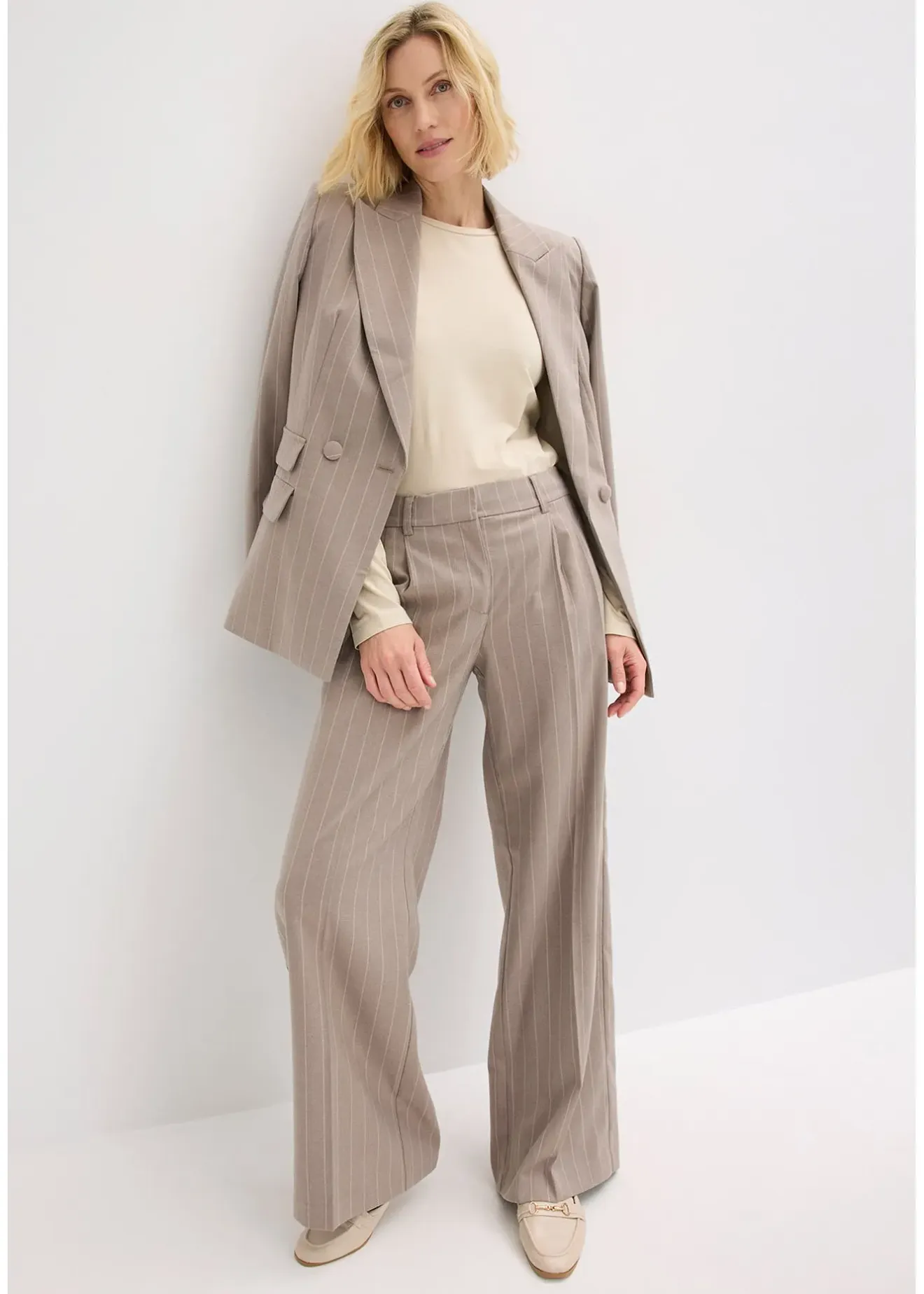 bonprix Pantalon large à pinces et rayures tennis|Femme Pantalons