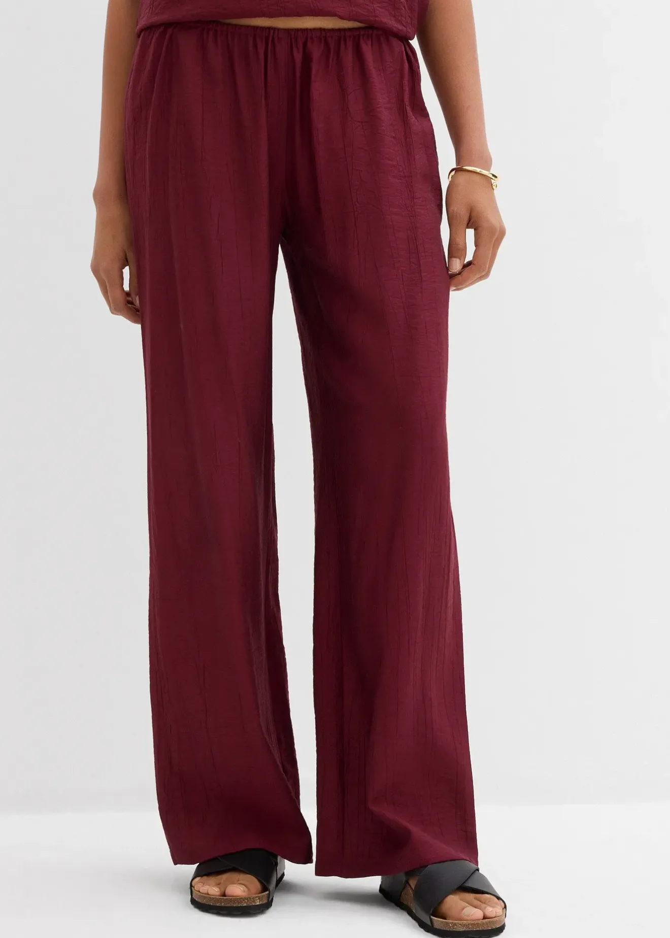 bonprix Pantalon texturé en viscose mélangée|Femme Deux Pièces & Ensembles|Pantalons