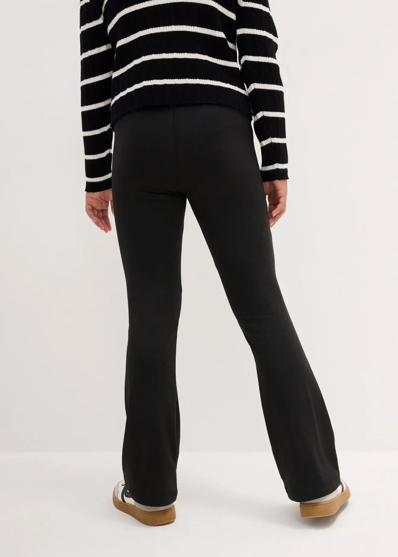 Enfant bonprix Filles 9-16 Ans·Pantalons & Leggings|Pantalon évasé en jersey avec intérieur gratté