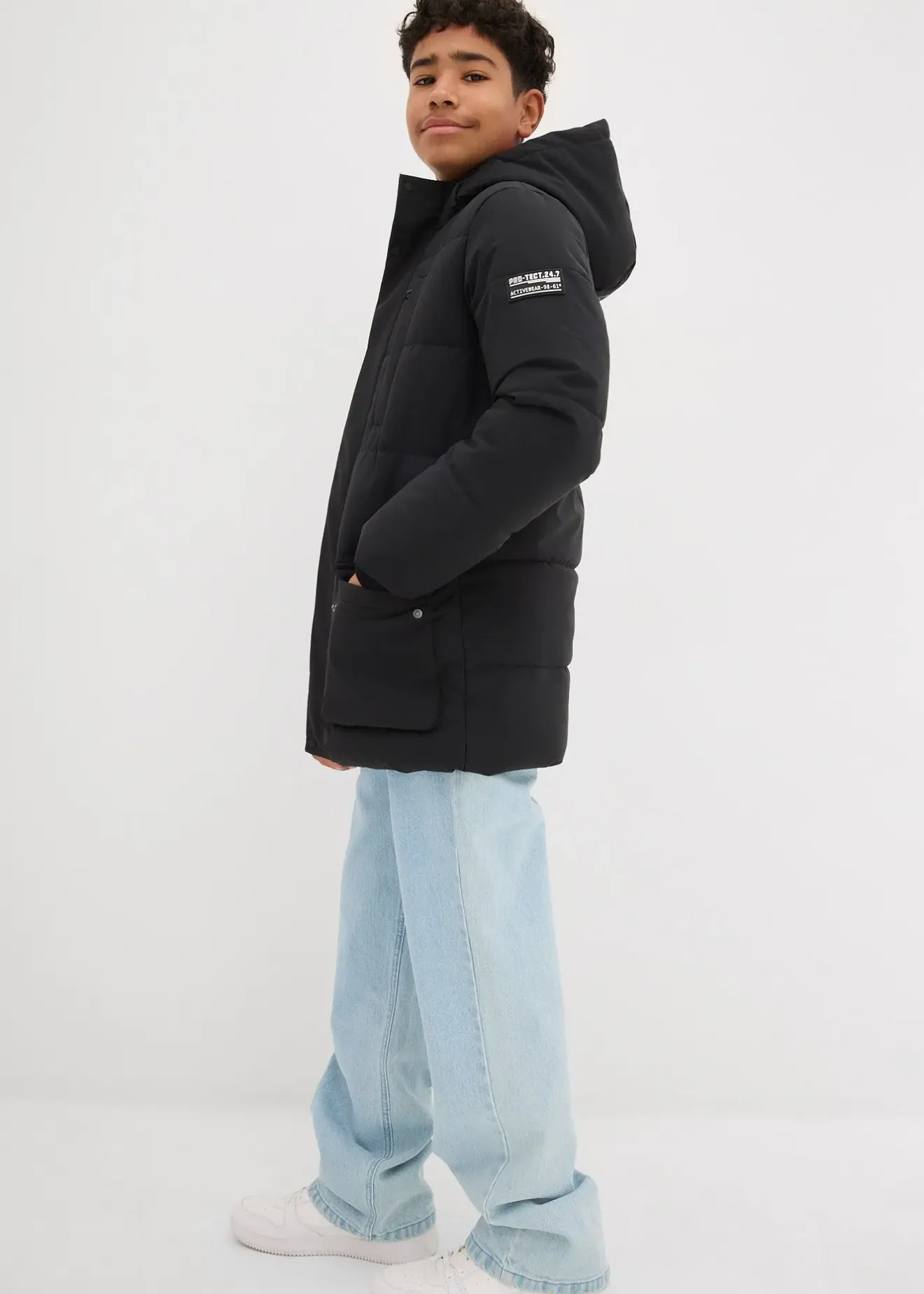 bonprix Parka matelassée à capuche et détails sportifs|Enfant Vêtements Enfant|Garçons 9-16 Ans·Vestes Outdoor