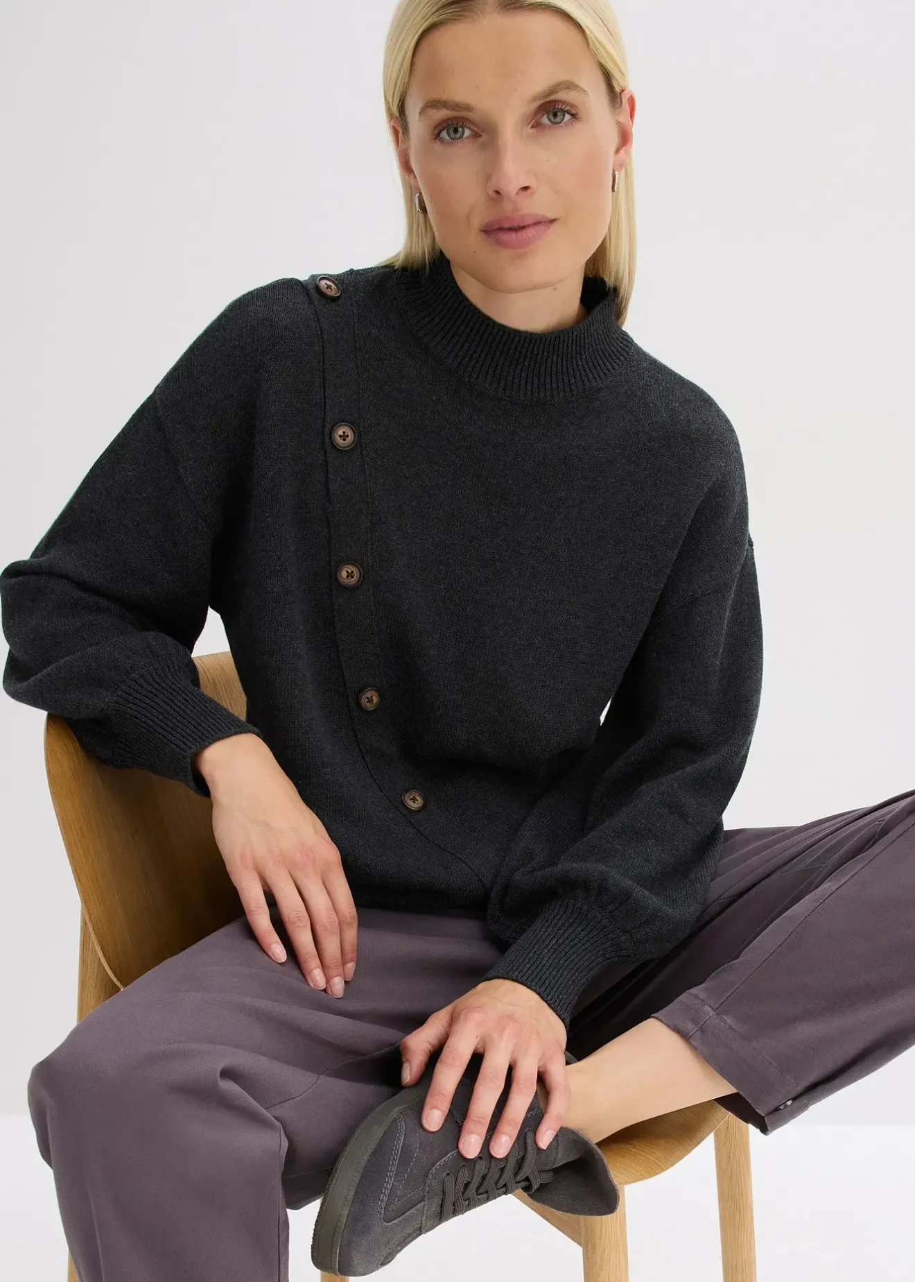 bonprix Pull à boutonnage asymétrique|Femme Maille|Pulls & Gilets