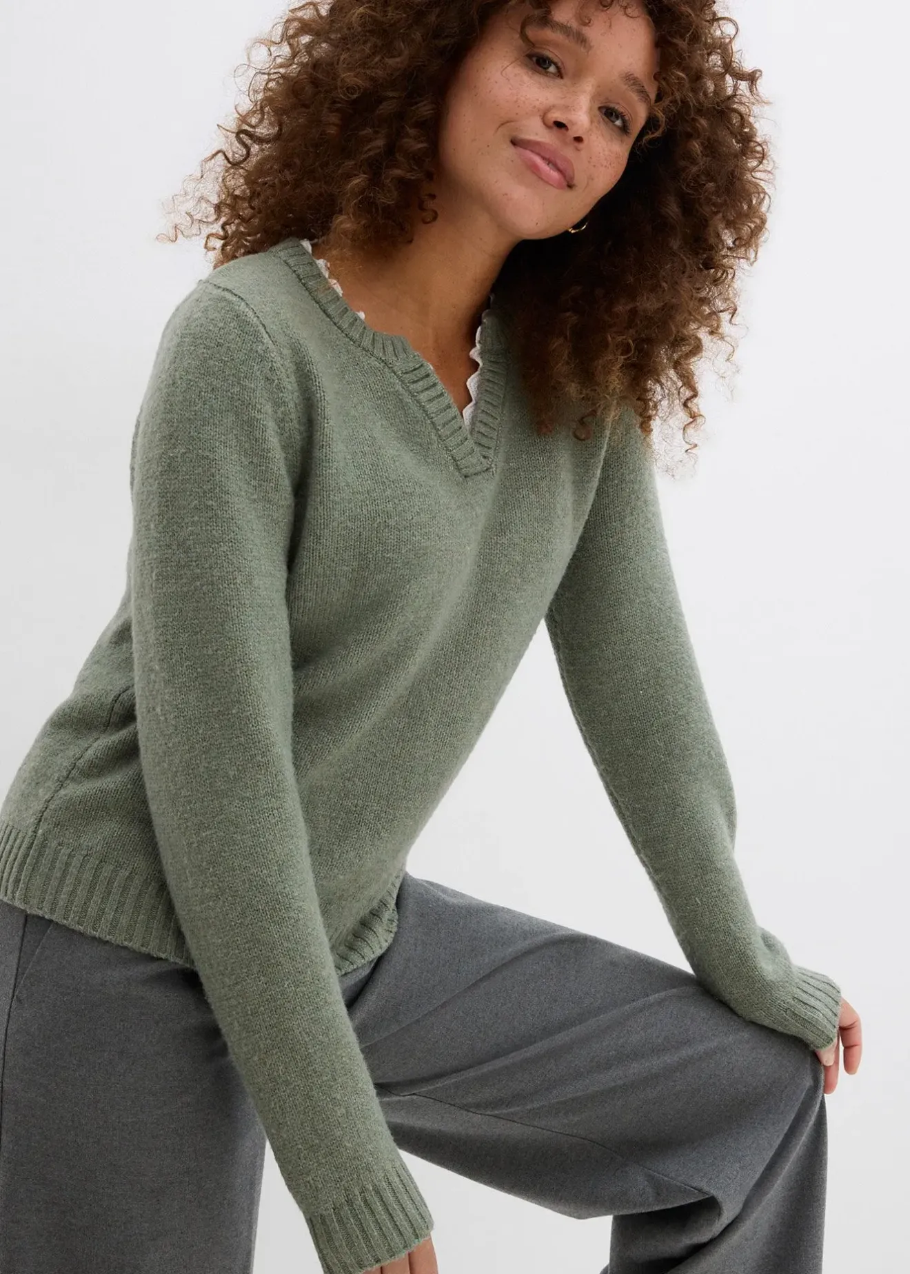 bonprix Pull à empiècement dentelle|Femme Maille|Pulls & Gilets